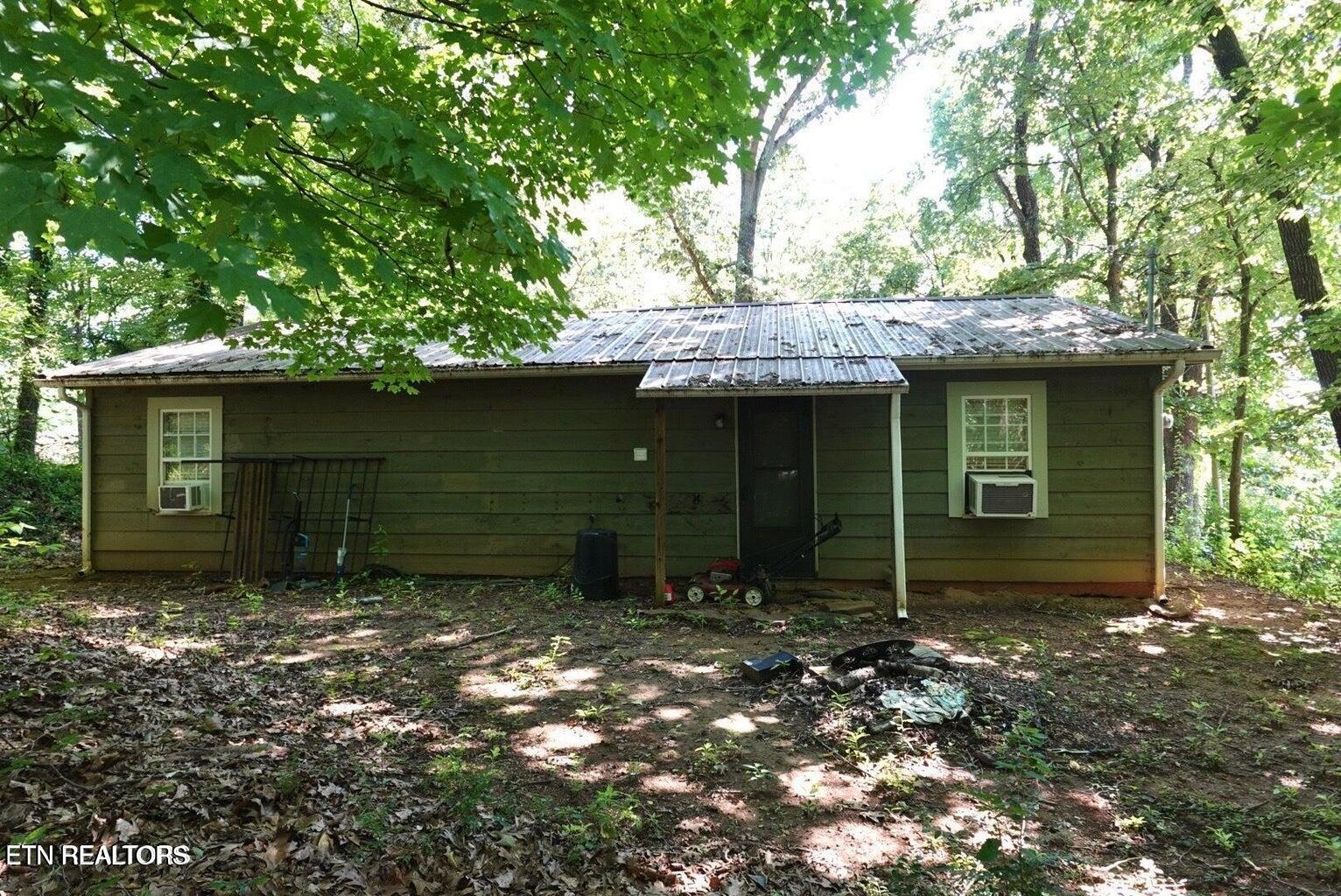 621 N Chamberlain Ave Property Photo 19