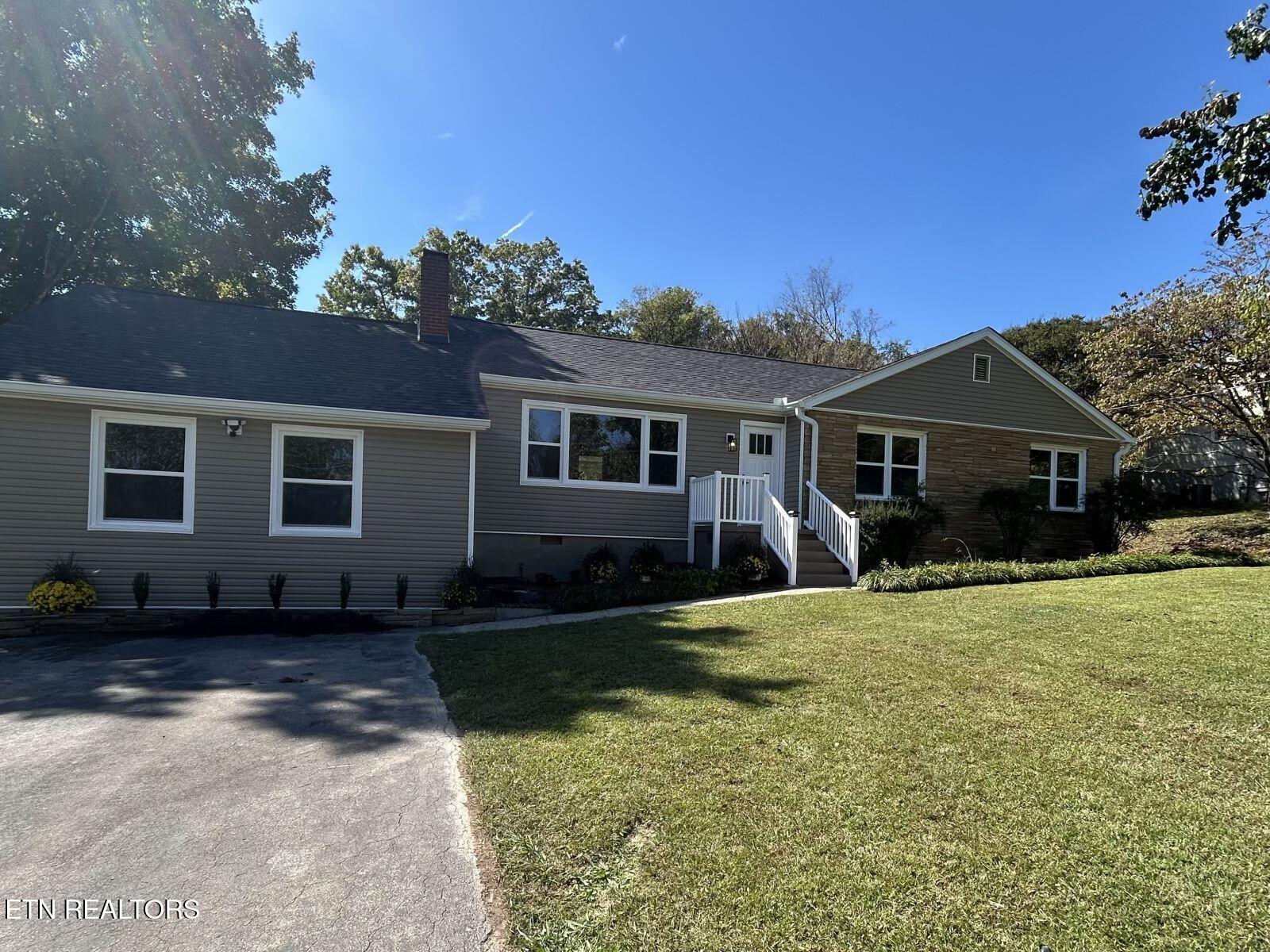 2501 Pleasant View Rd Property Photo 1