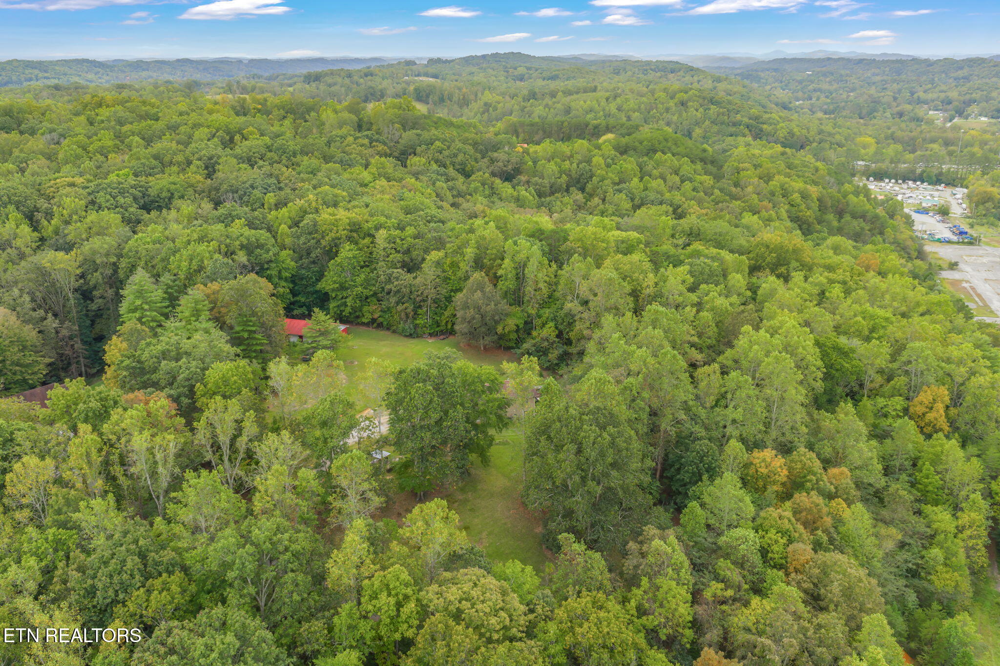 101 142 Autumn Lane Property Photo 6