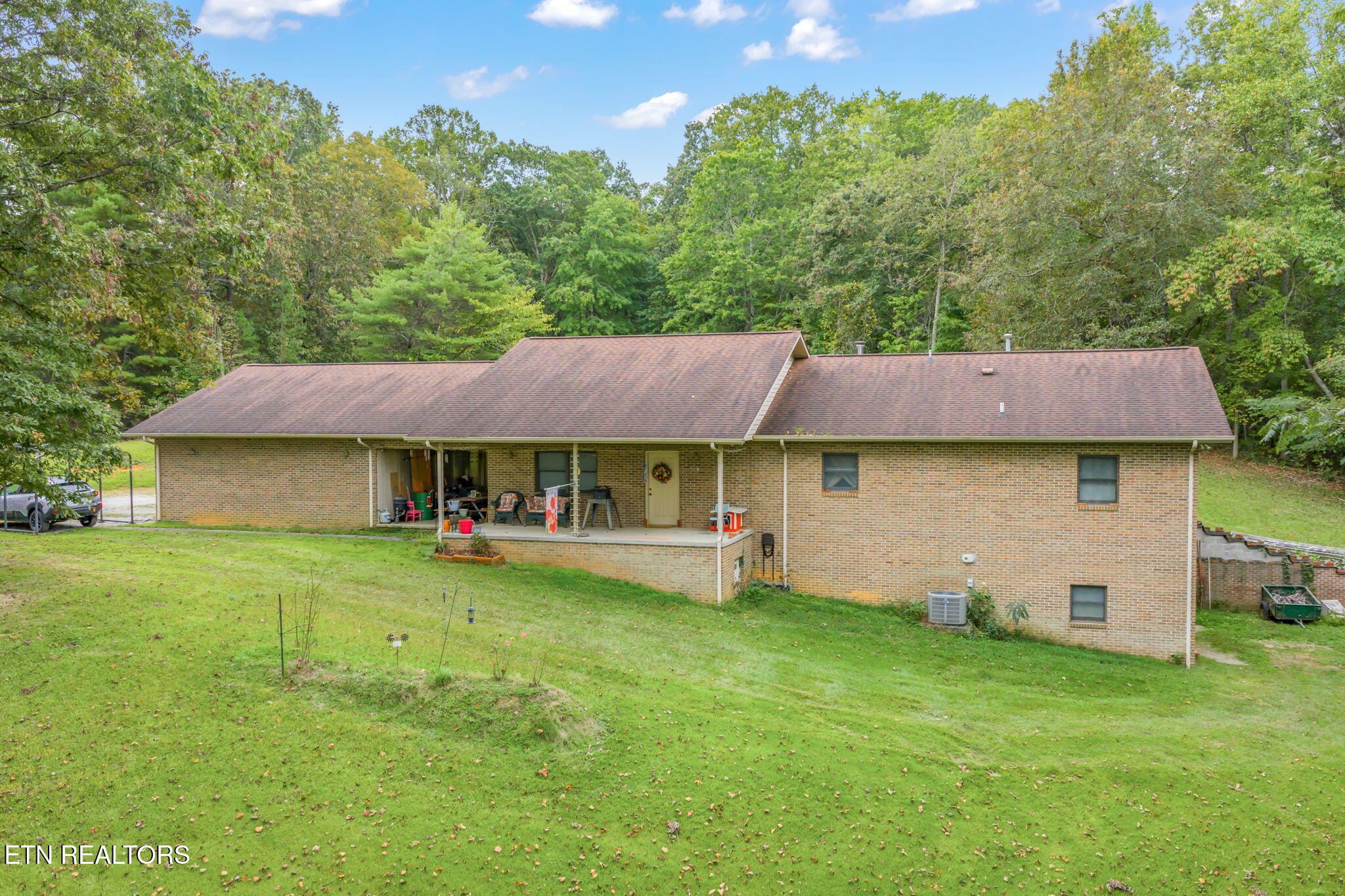 101 142 Autumn Lane Property Photo 11