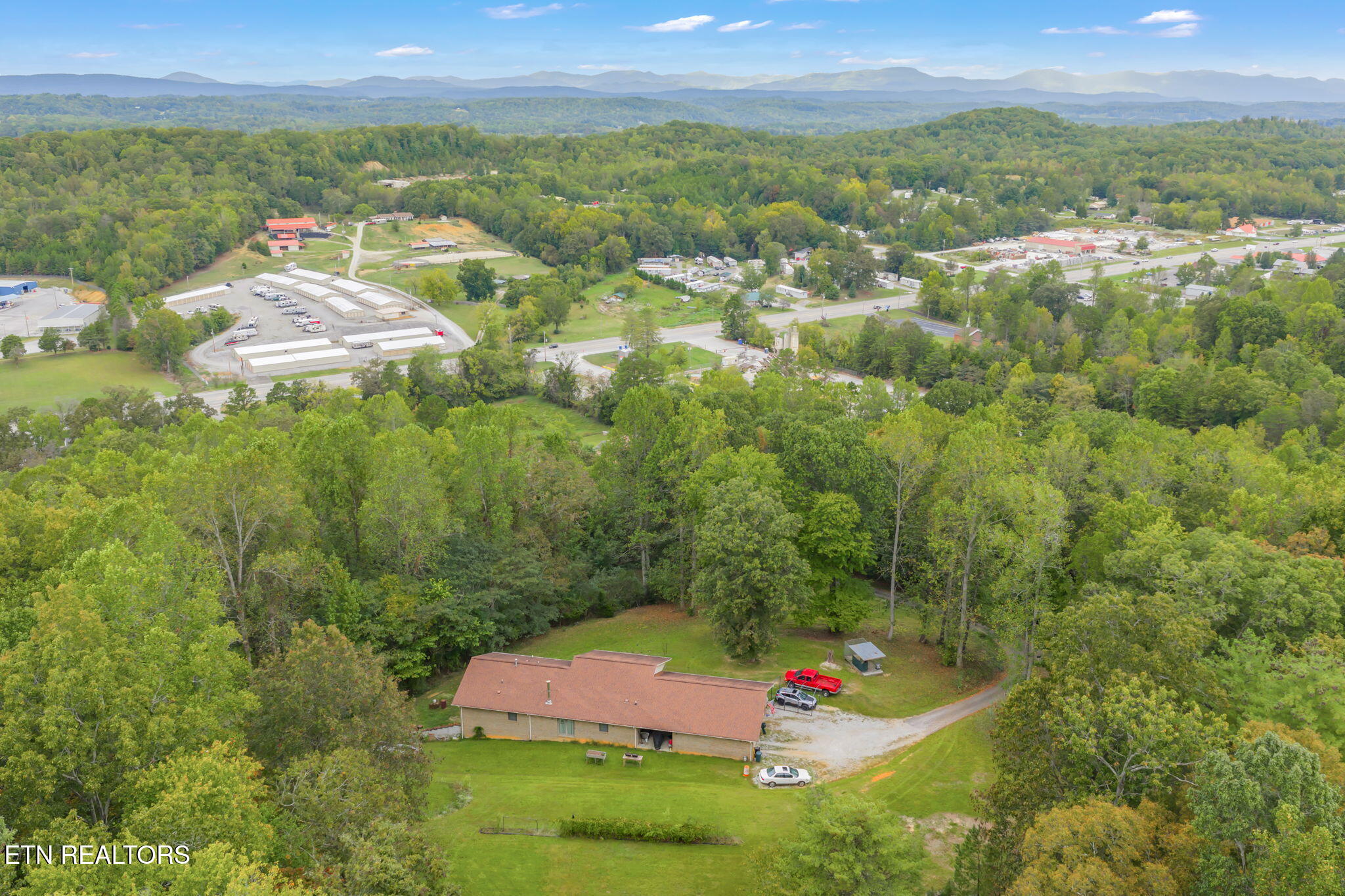 101 142 Autumn Lane Property Photo 14