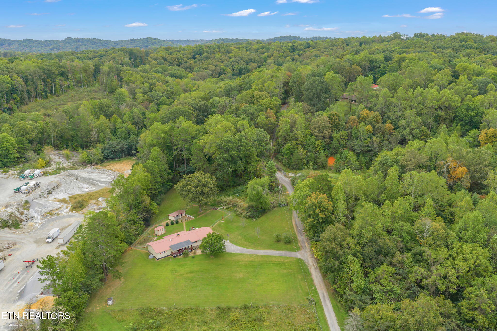 101 142 Autumn Lane Property Photo 17