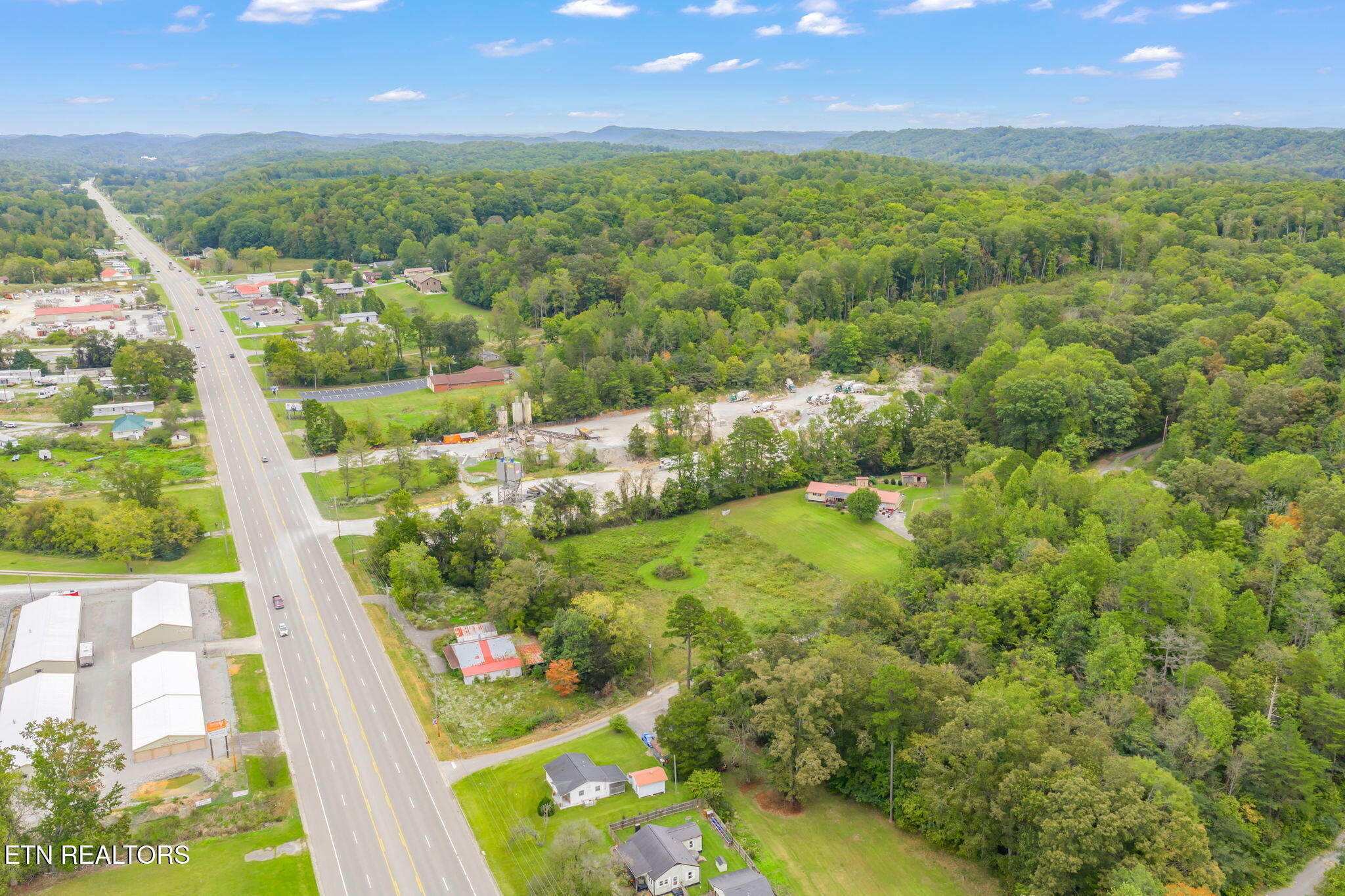 101 142 Autumn Lane Property Photo 27