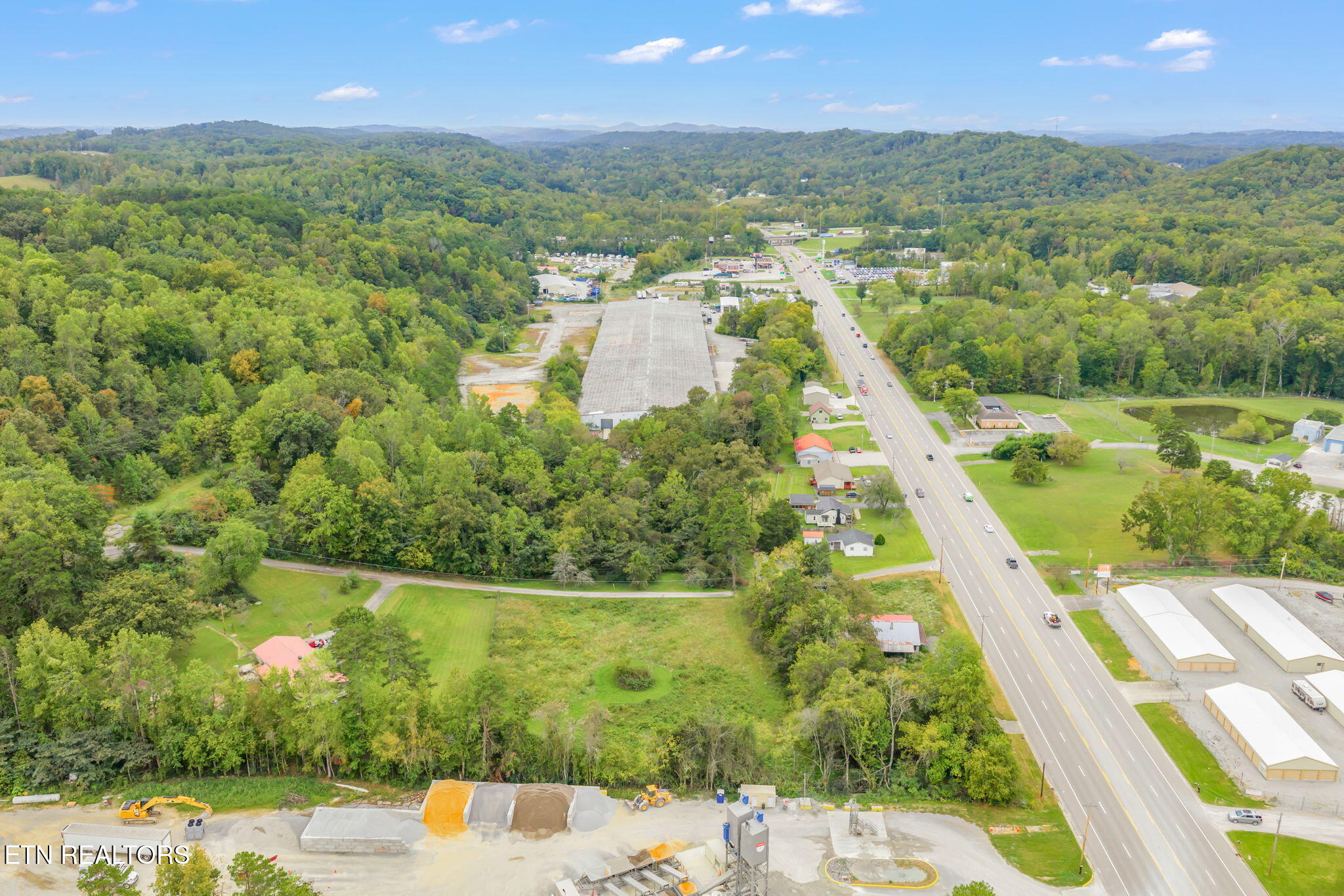 101 142 Autumn Lane Property Photo 28