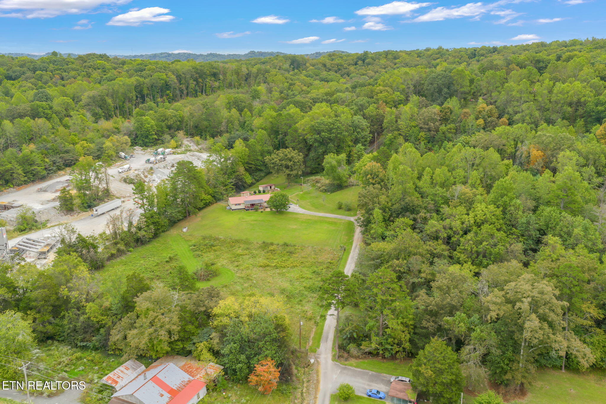 101 142 Autumn Lane Property Photo 30