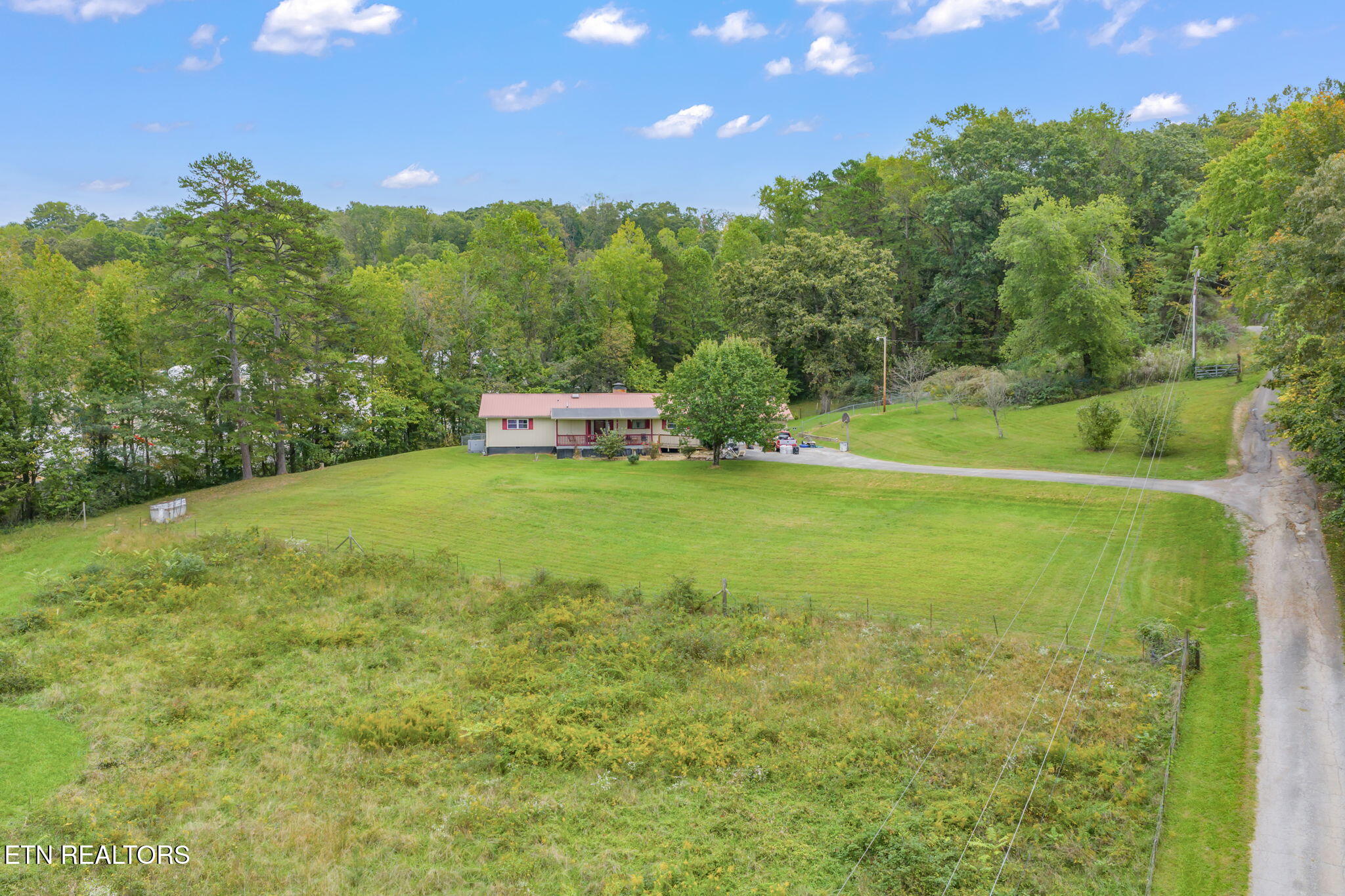 101 142 Autumn Lane Property Photo 31