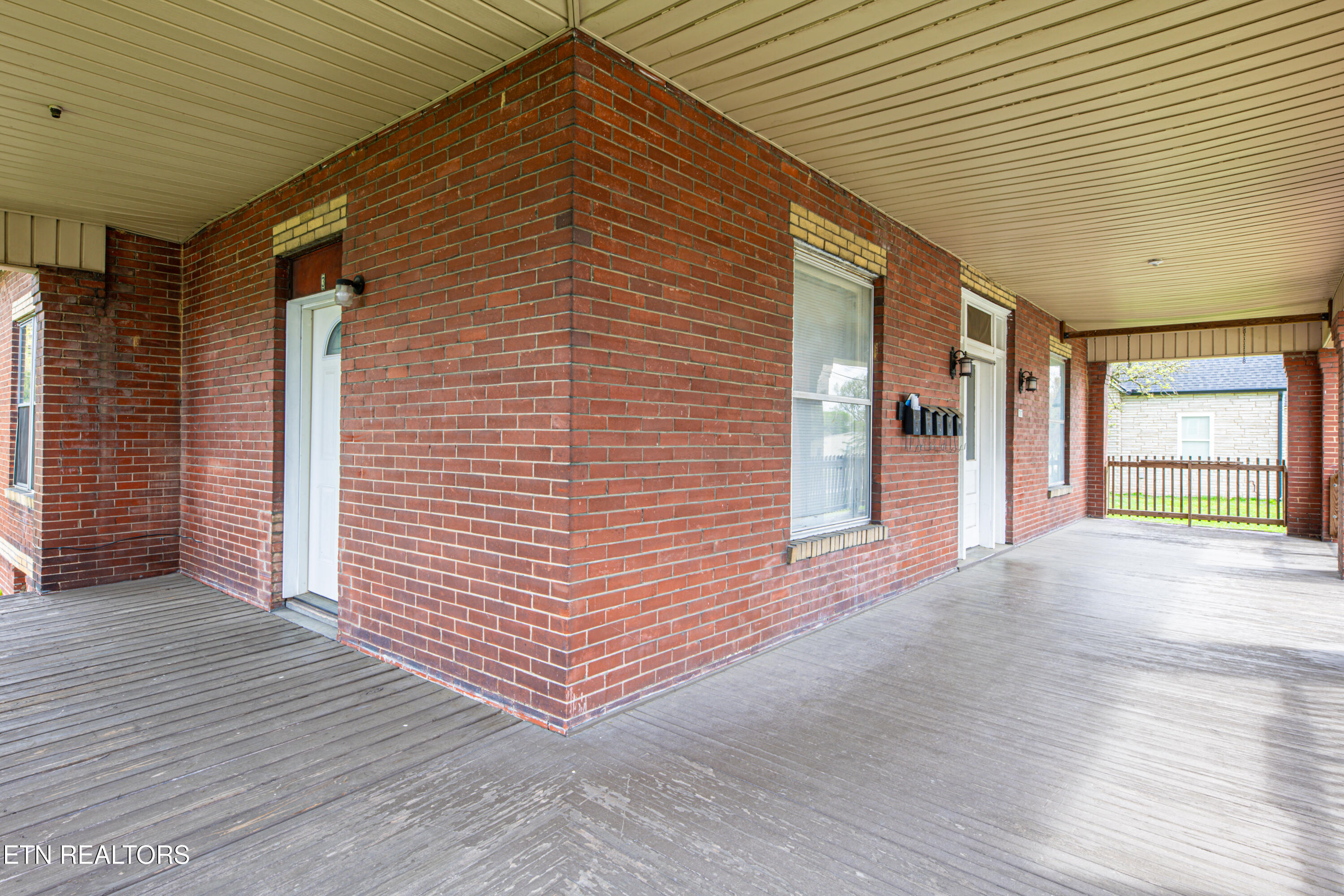 707 Atlantic Ave Property Photo 3