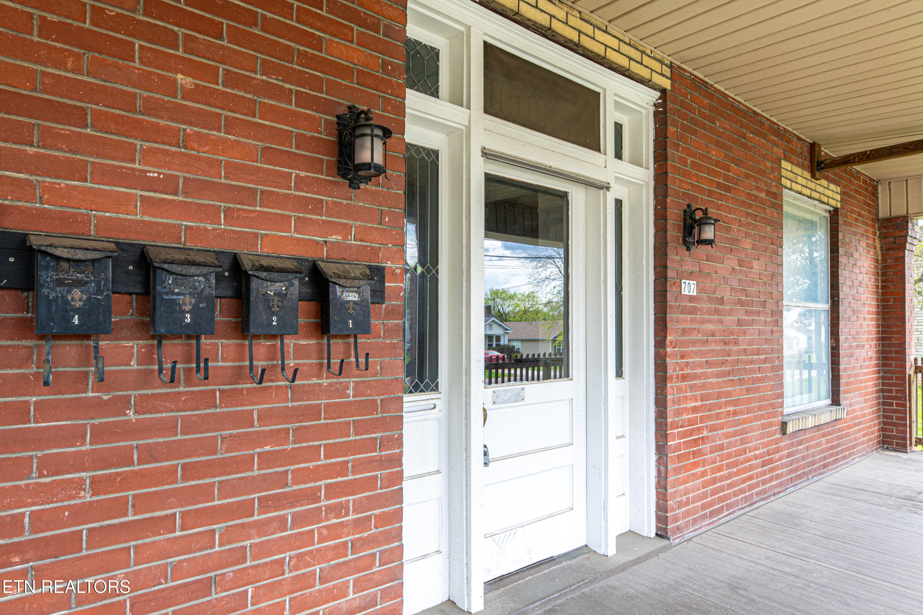 707 Atlantic Ave Property Photo 4