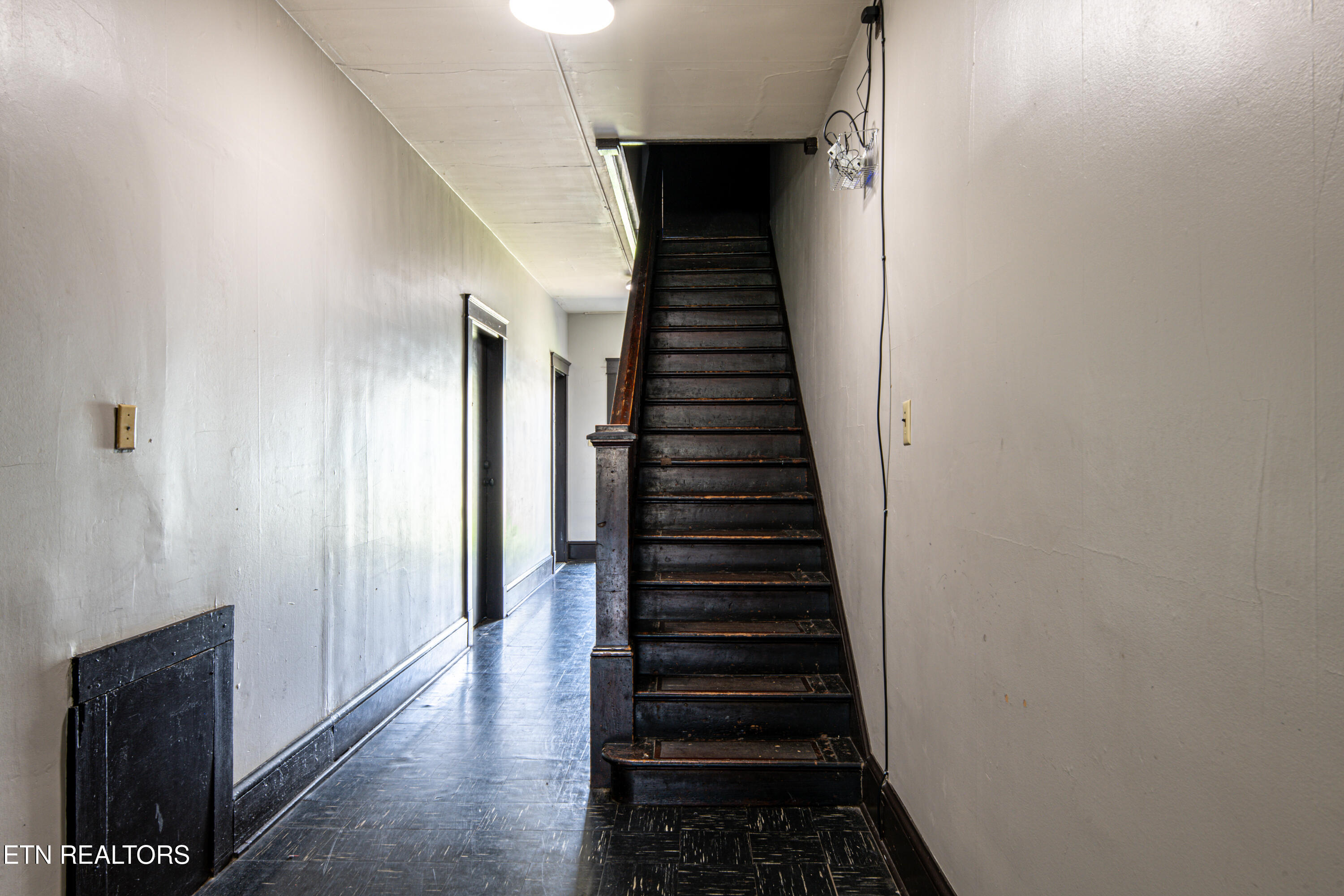 707 Atlantic Ave Property Photo 7