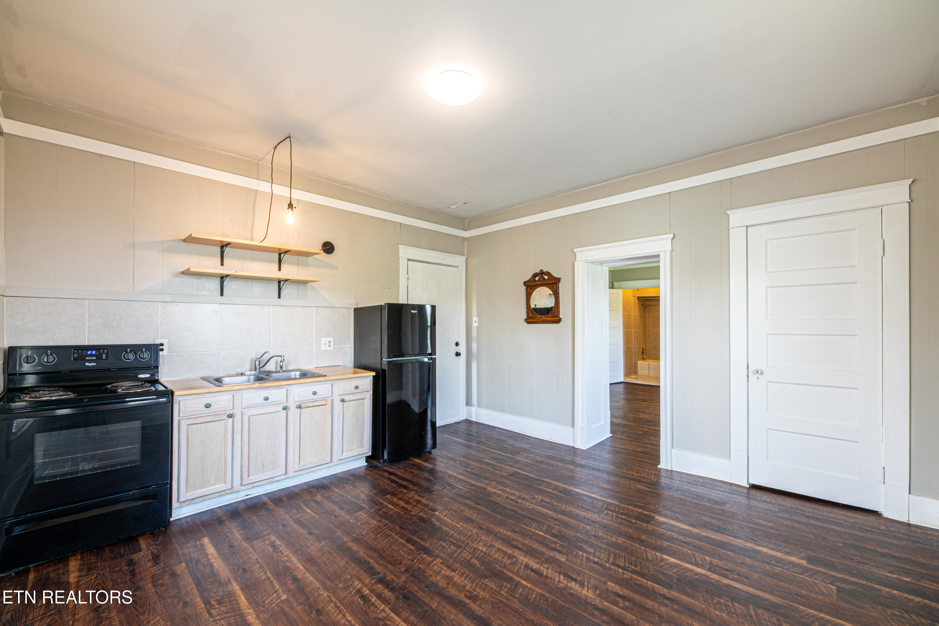 707 Atlantic Ave Property Photo 11