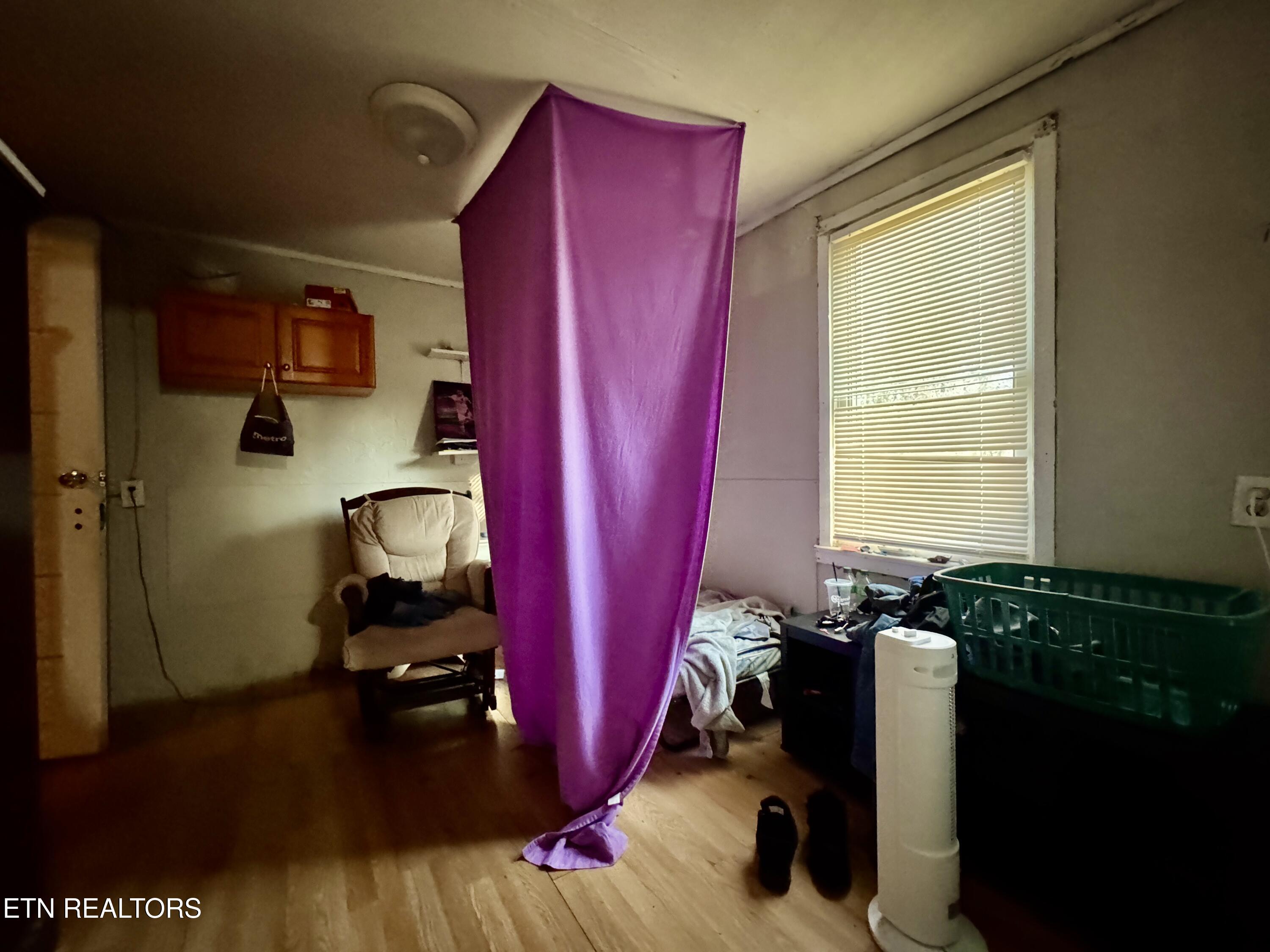 611 Glenoaks Drive Property Photo 20