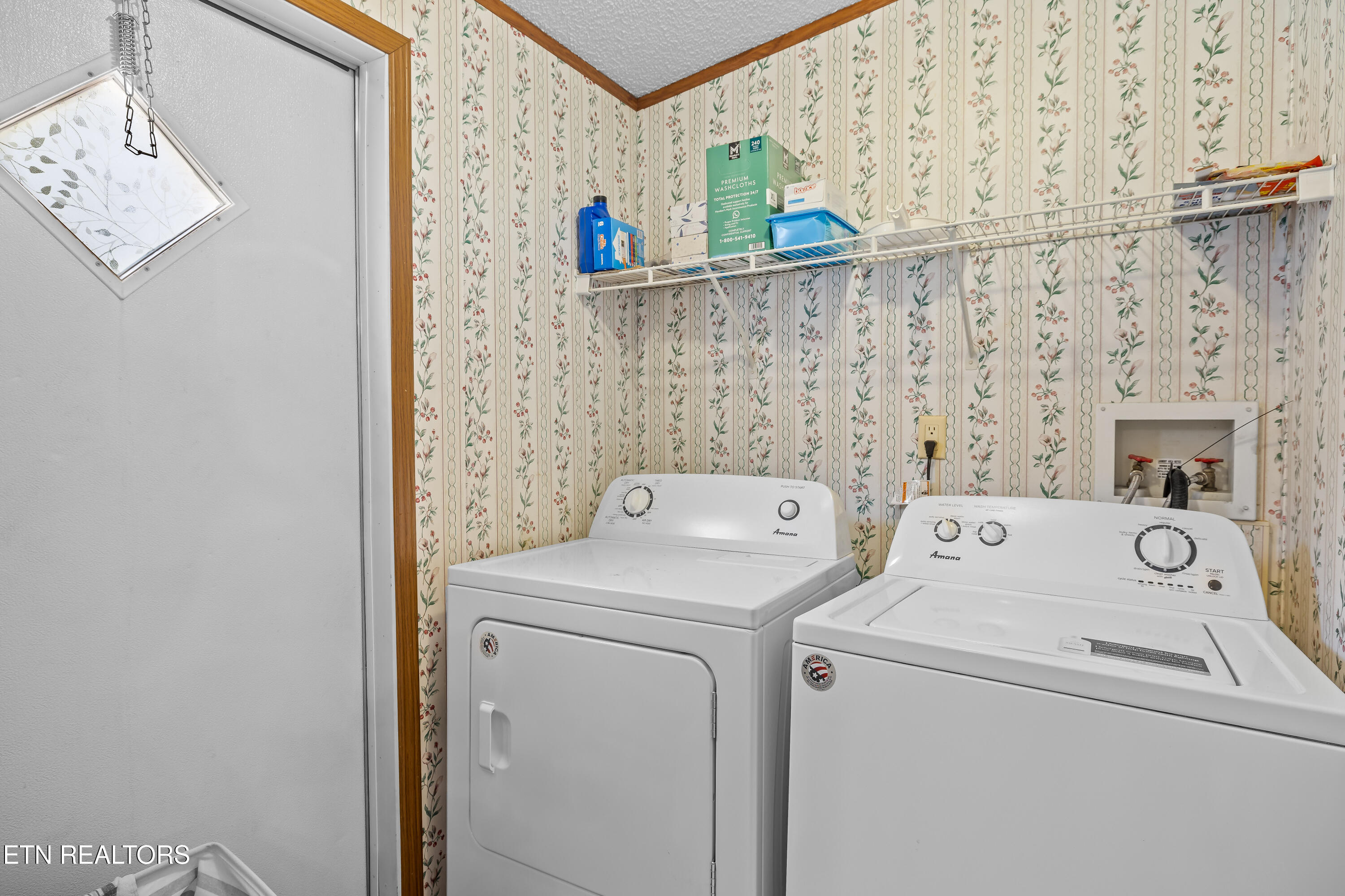 124 Davis Rd Property Photo 21