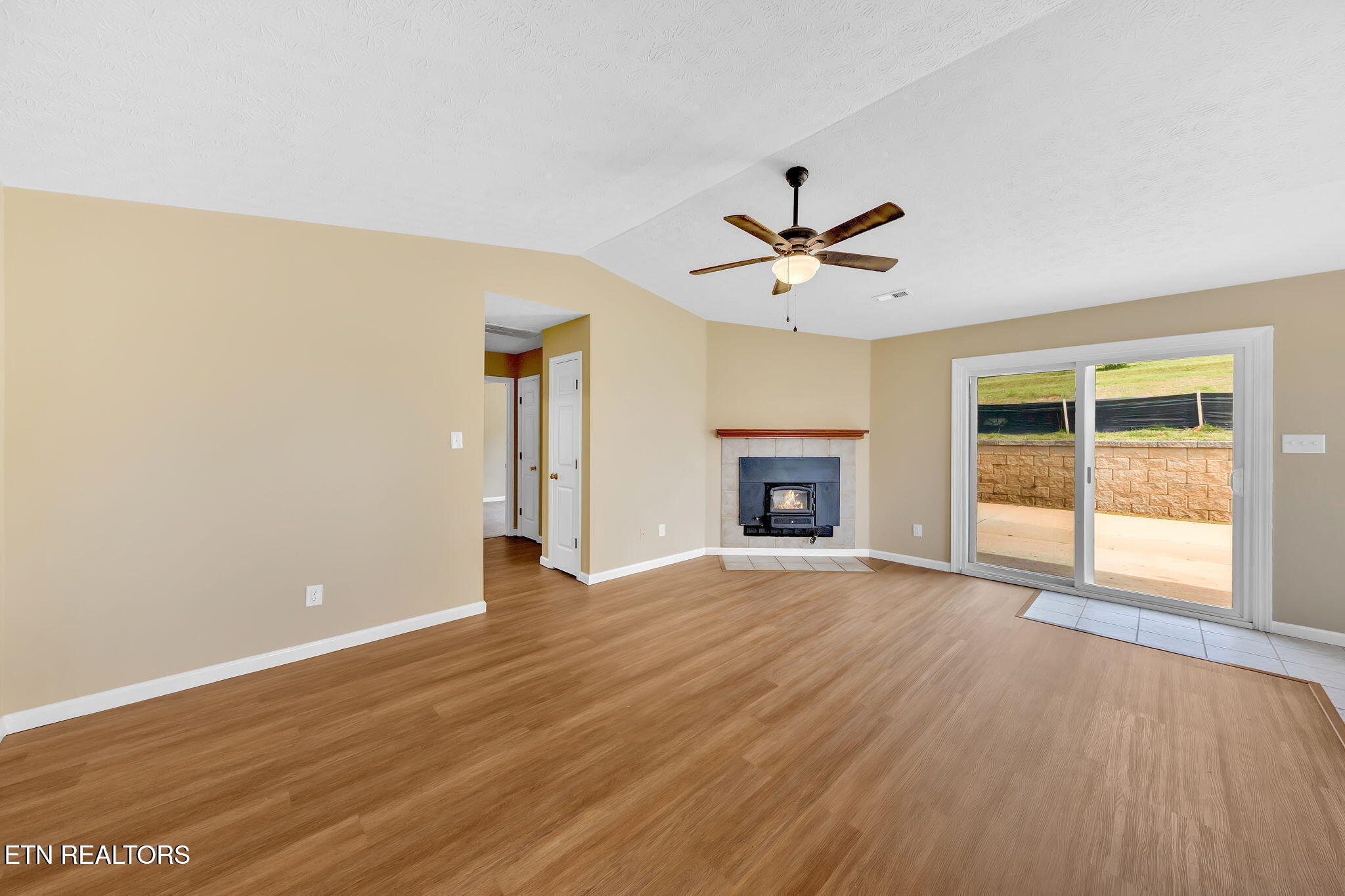 8040 Walt Way Property Photo 4