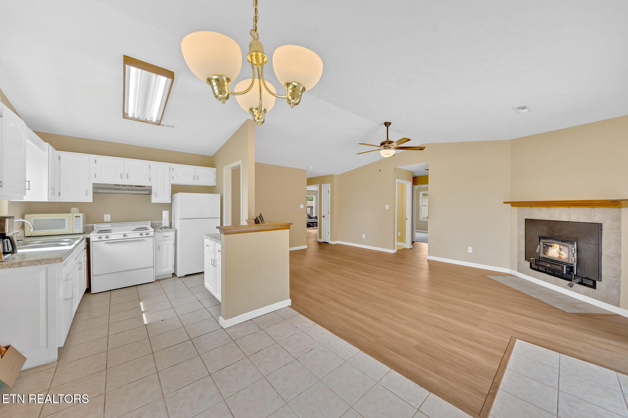 8040 Walt Way Property Photo 6