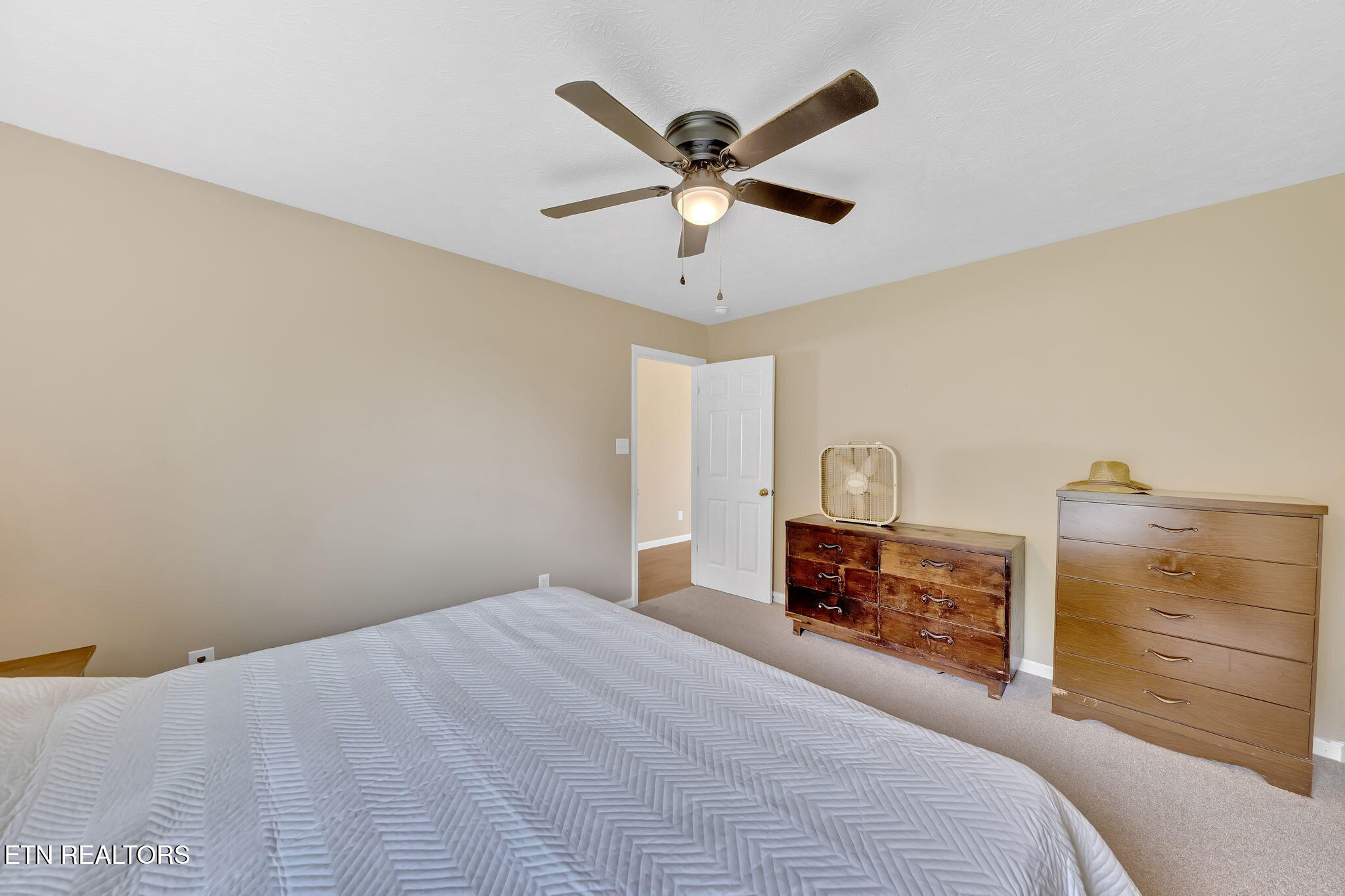 8040 Walt Way Property Photo 16