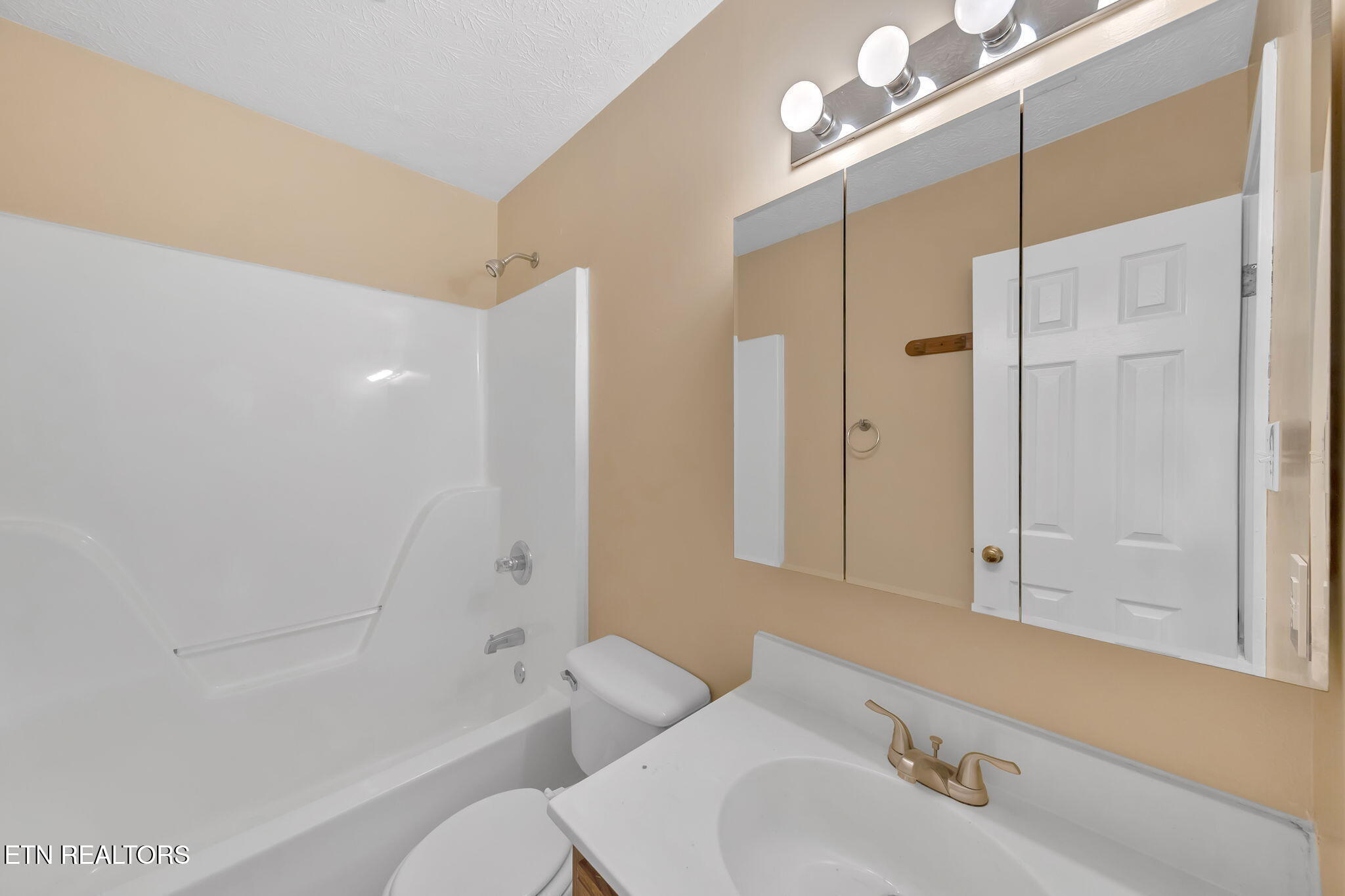 8040 Walt Way Property Photo 23