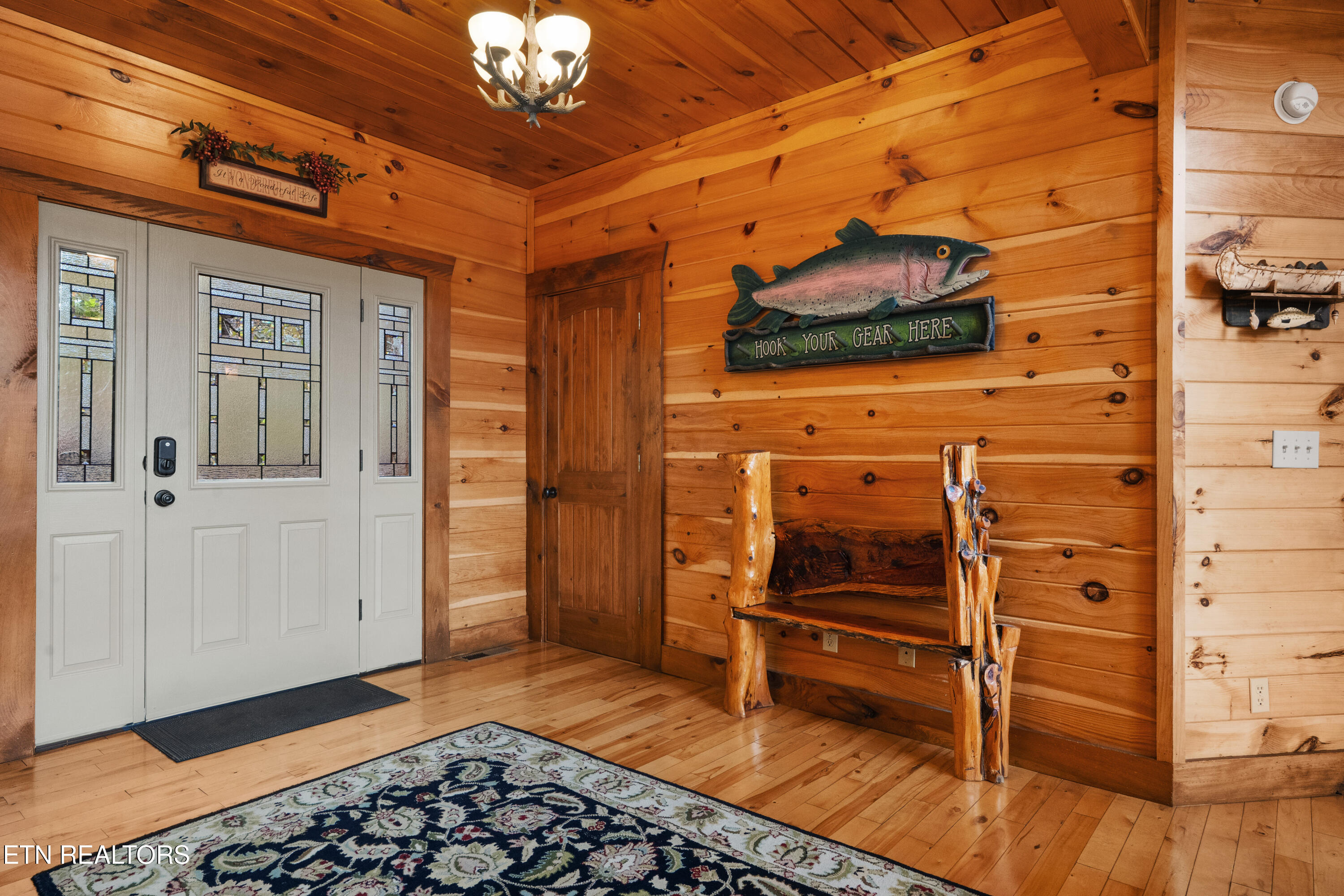 1716 Smoky Hills Drive Property Photo 7