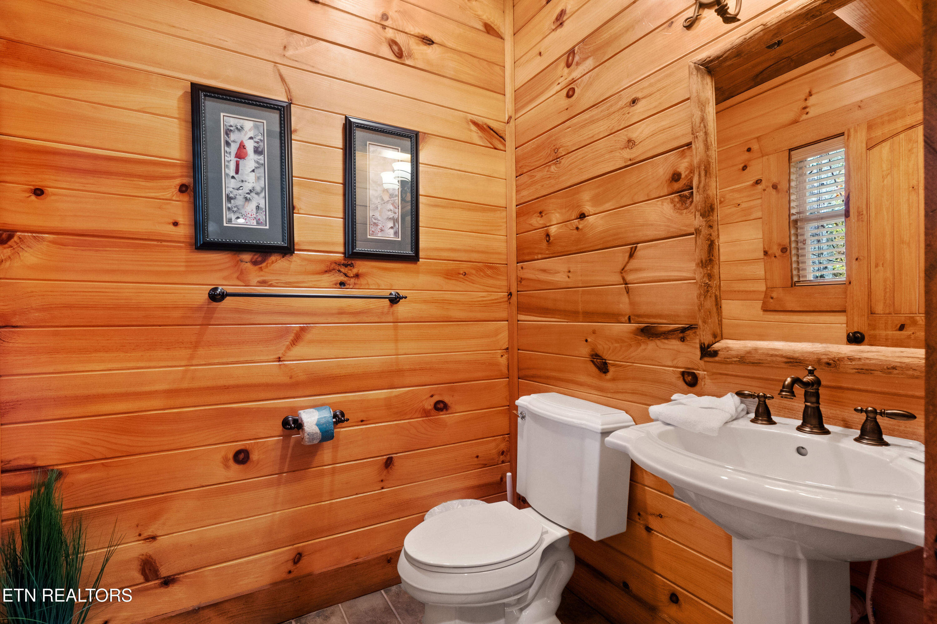 1716 Smoky Hills Drive Property Photo 34