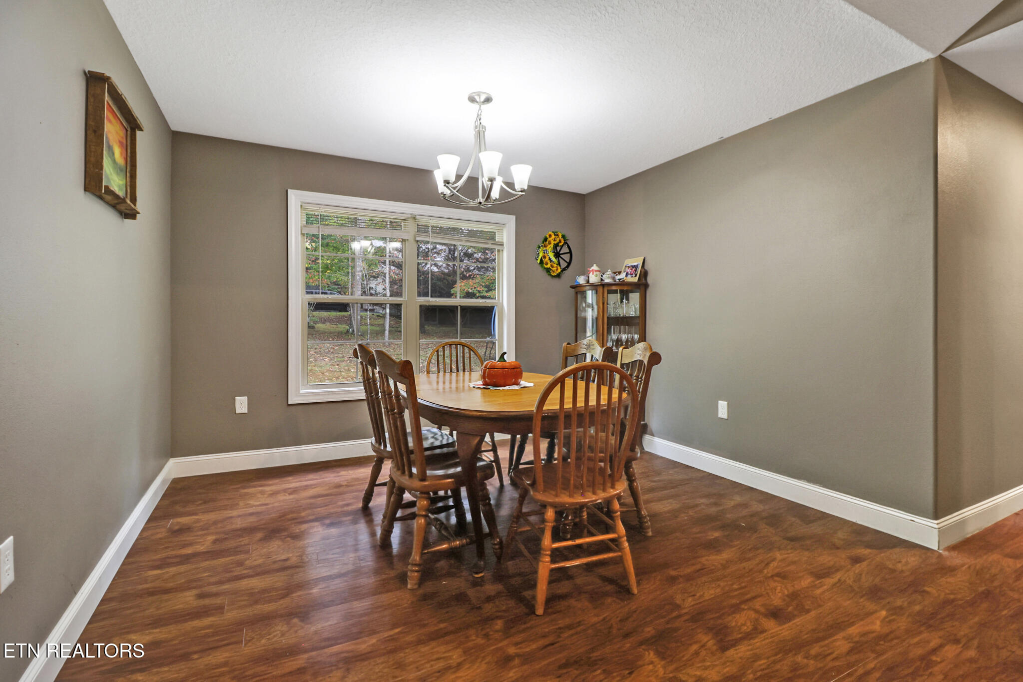 803 Spruce Loop Loop Property Photo 16