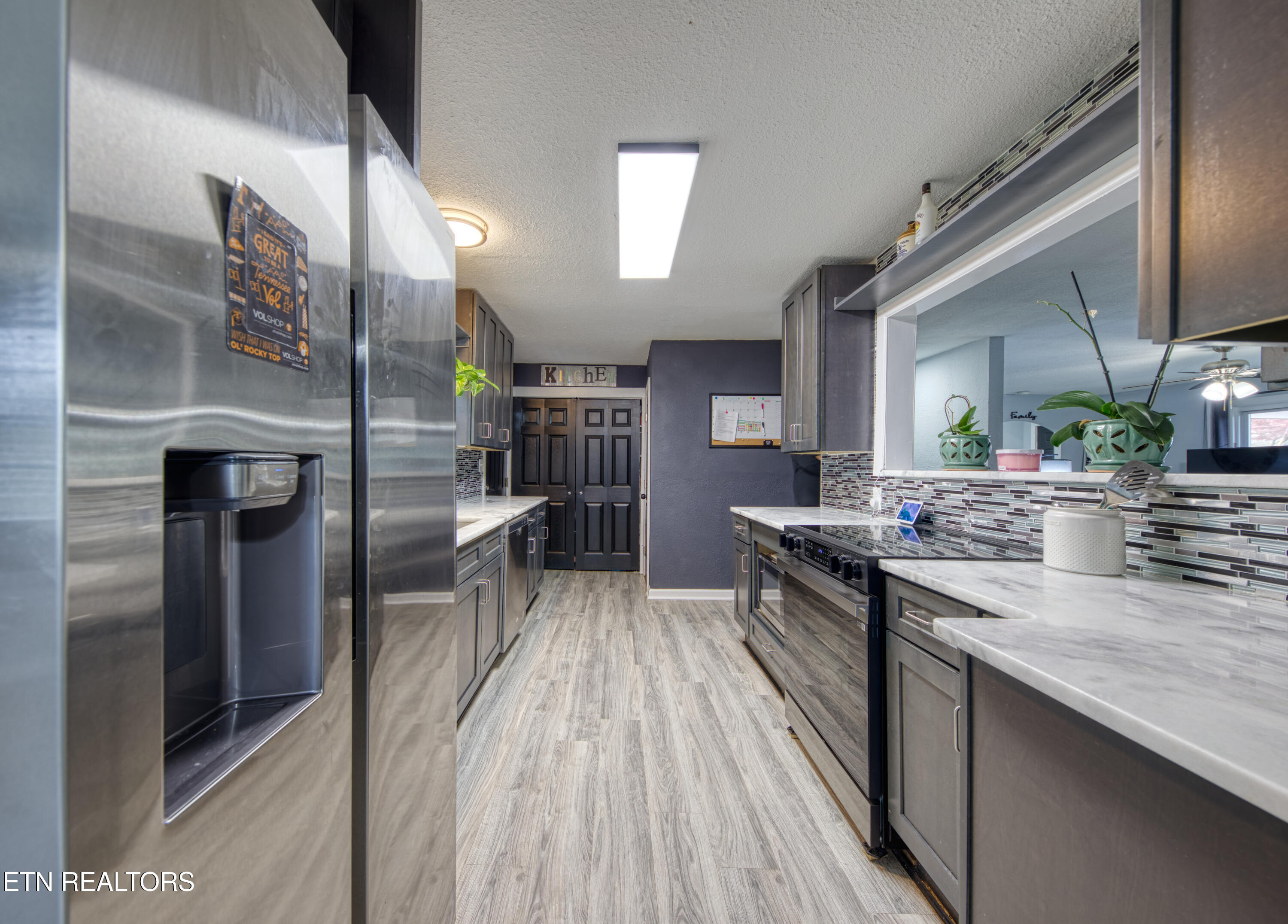 3810 Buffat Mill Rd Property Photo 9