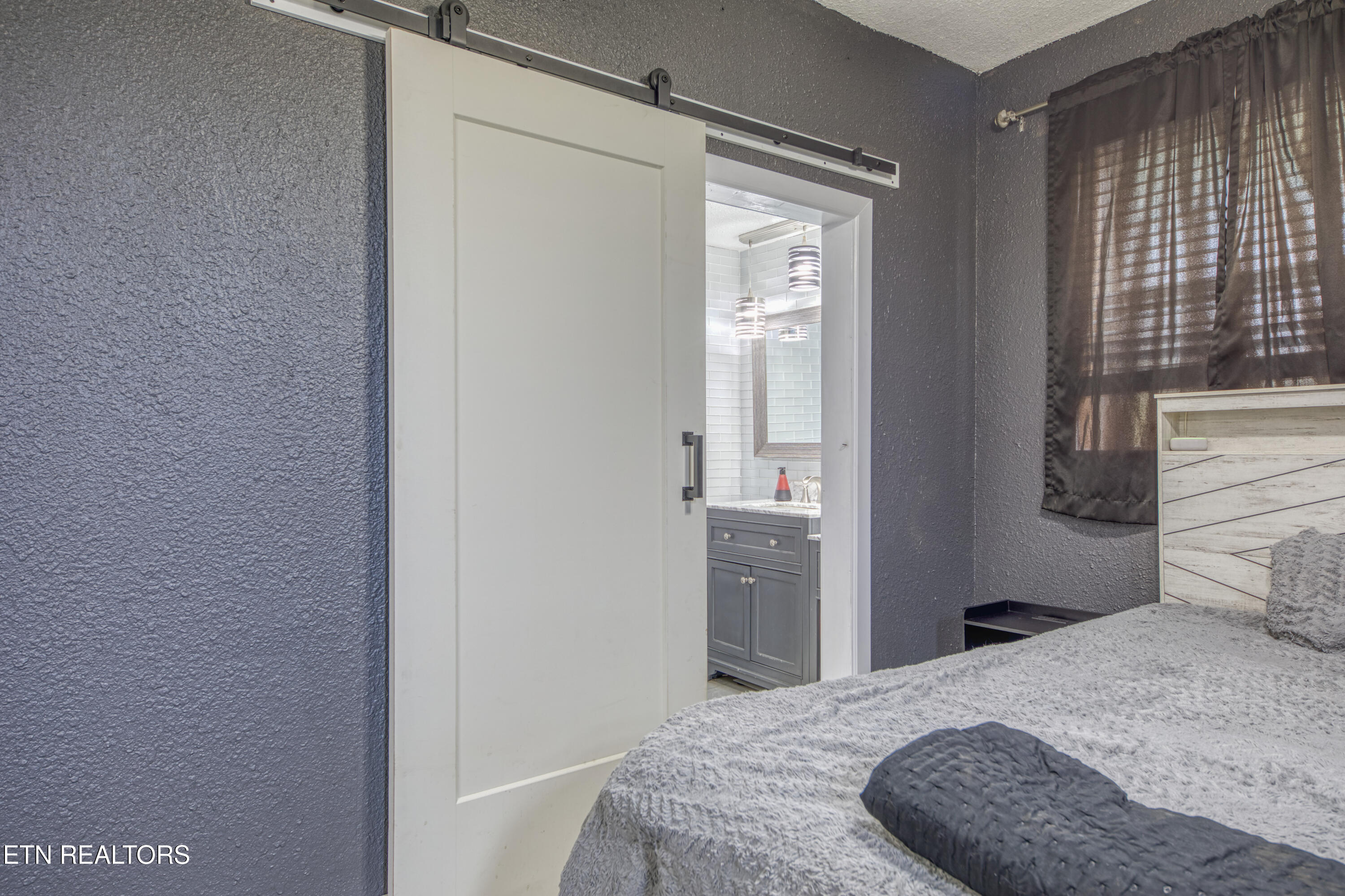 3810 Buffat Mill Rd Property Photo 12