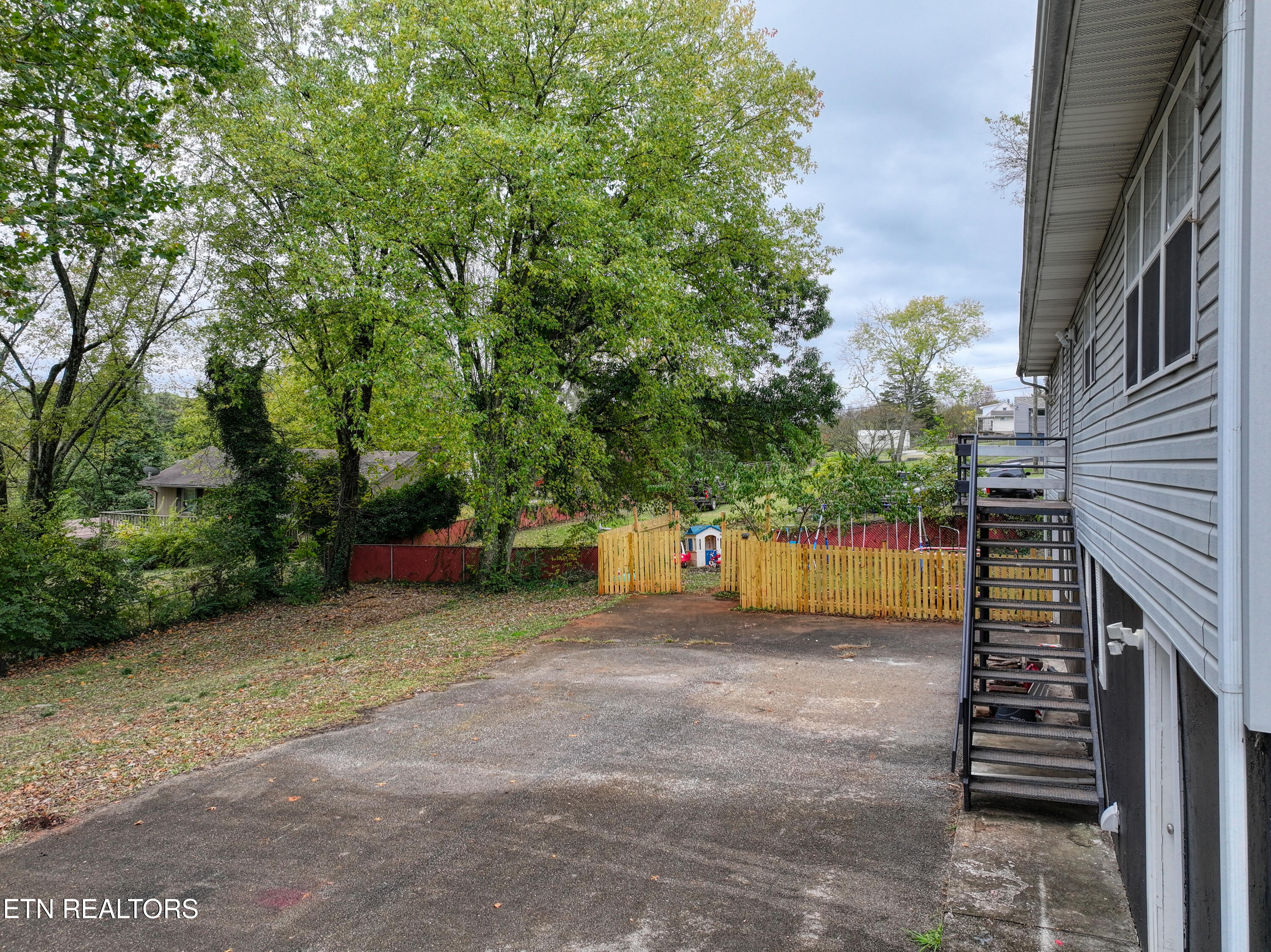 3810 Buffat Mill Rd Property Photo 34