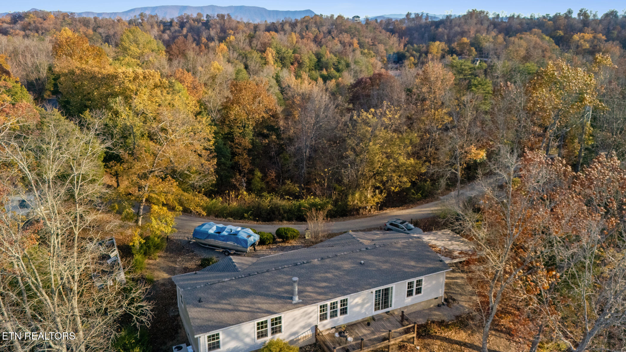 1594 Kinder Lane Property Photo 6