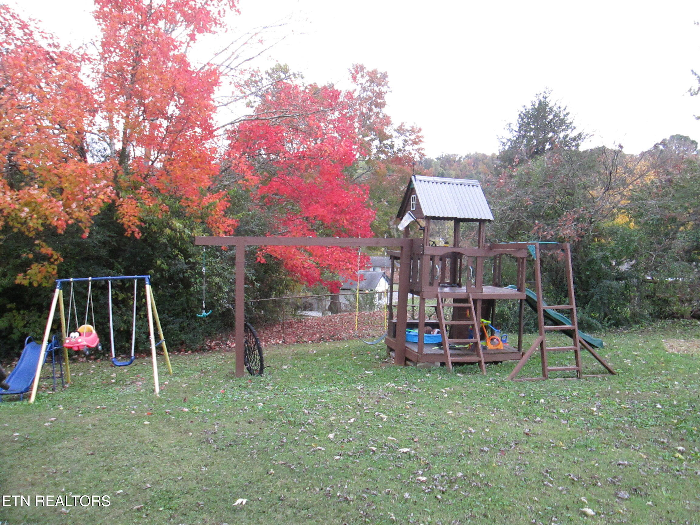 2308 Yorkcrest Drive Property Photo 36