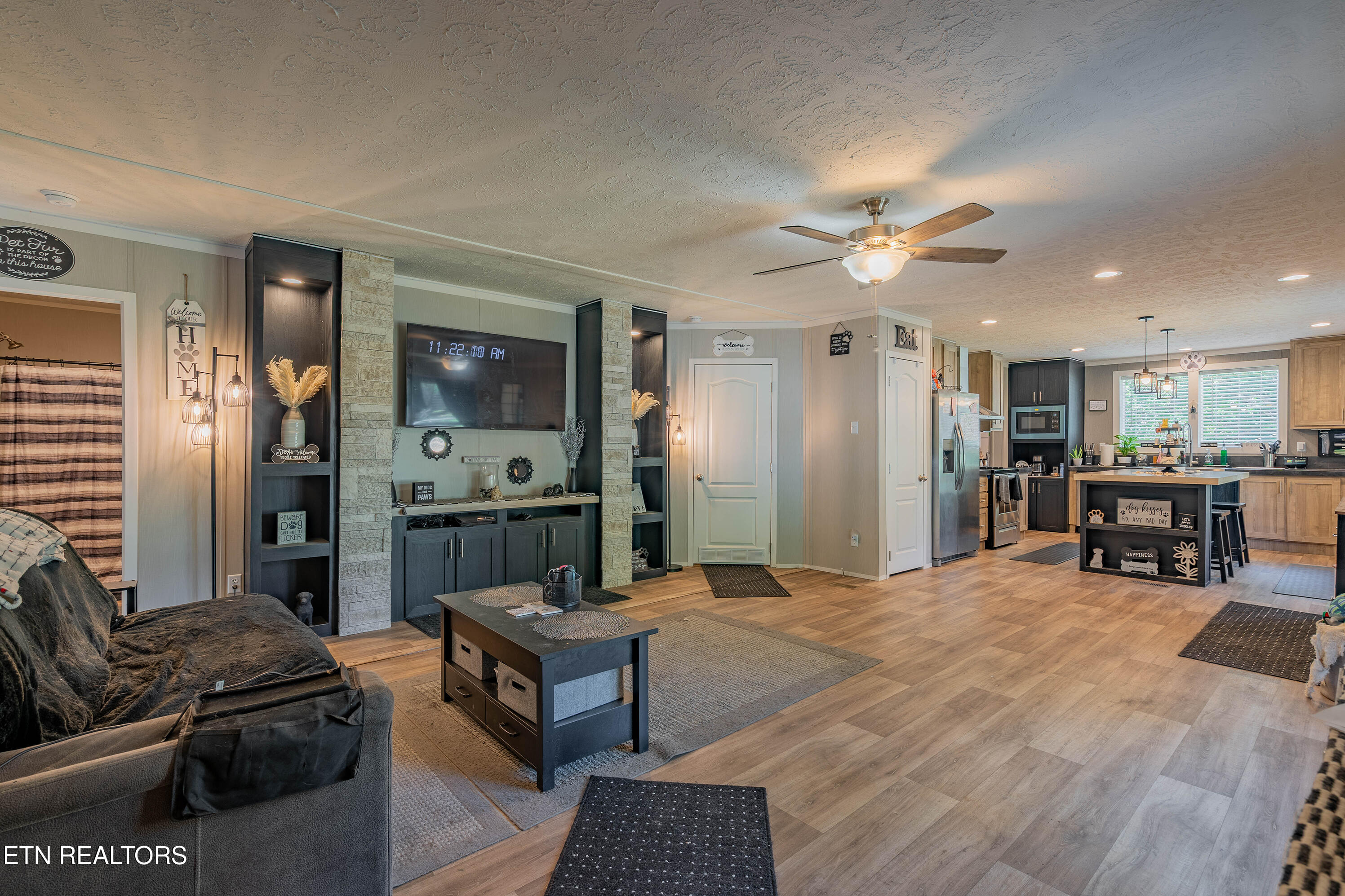 8539 Old Jacksboro Rd Property Photo 4