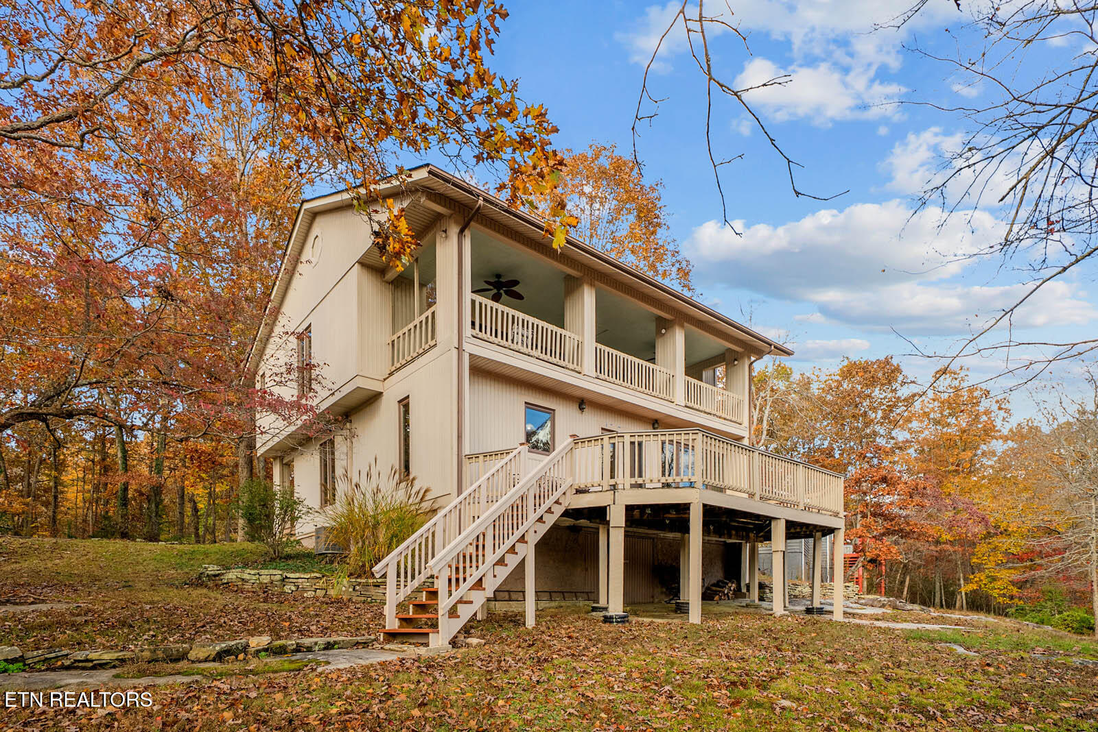 161 Ivy Brook Ln Property Photo 5