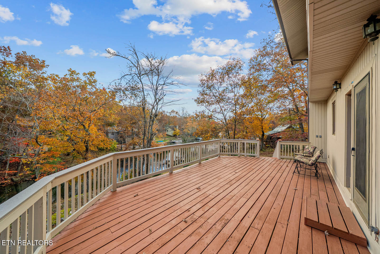 161 Ivy Brook Ln Property Photo 6