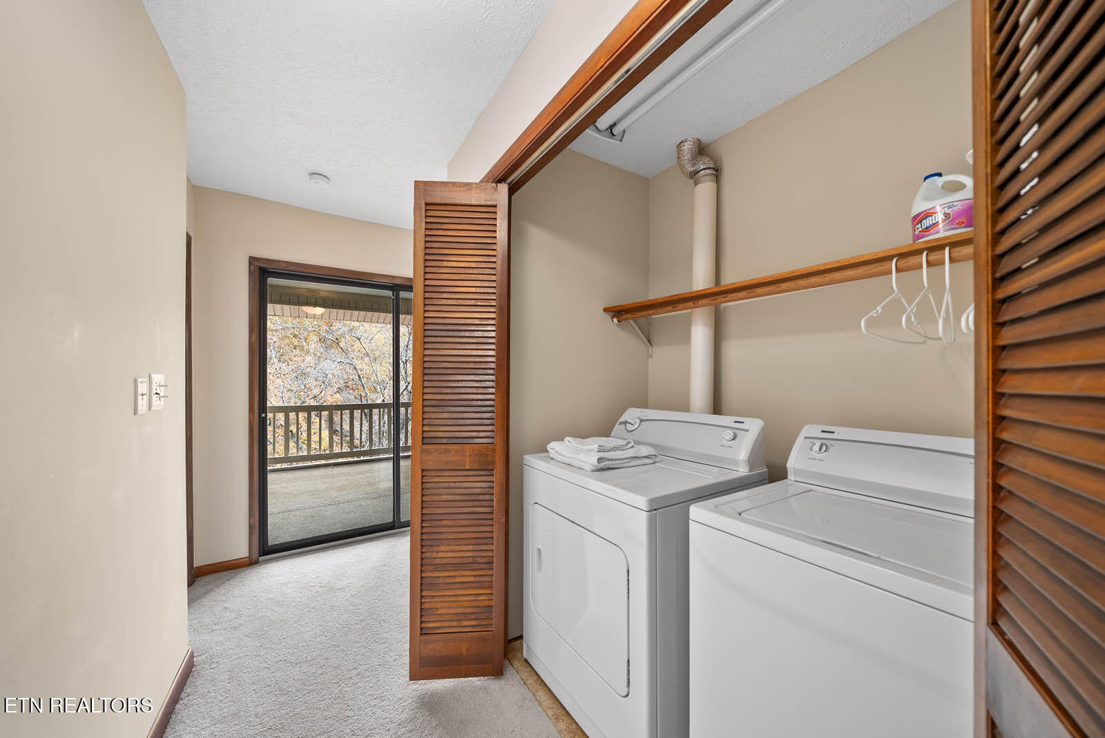 161 Ivy Brook Ln Property Photo 32