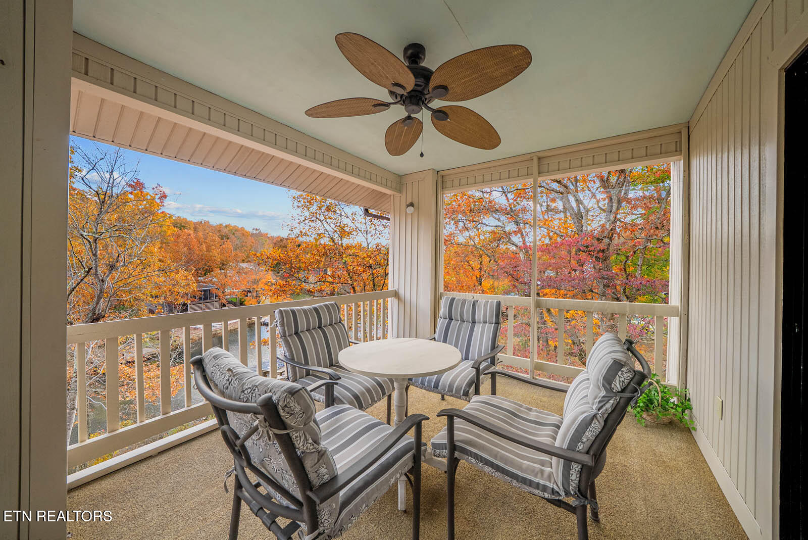 161 Ivy Brook Ln Property Photo 42