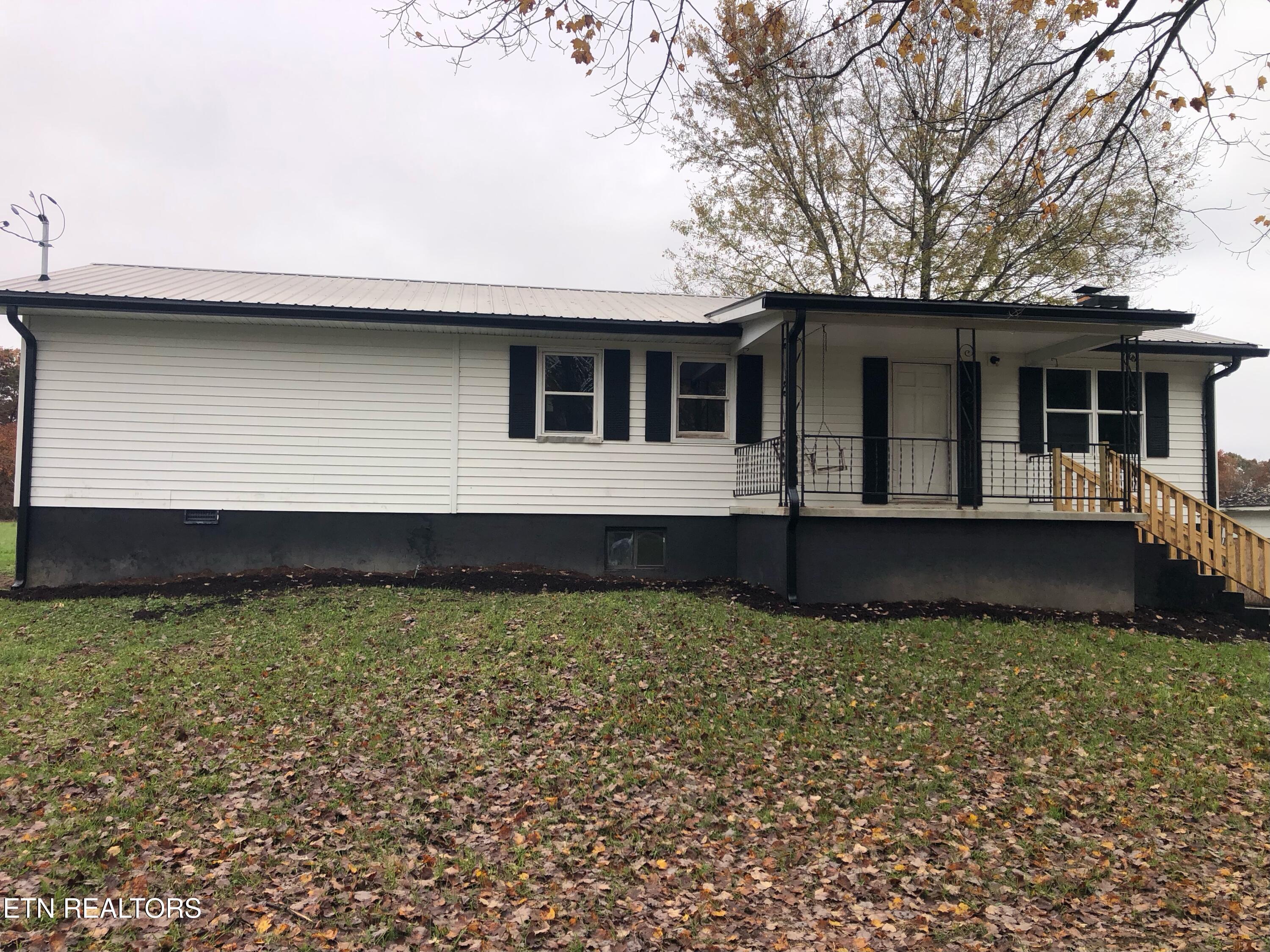 2710 Tabor Loop Property Photo 2