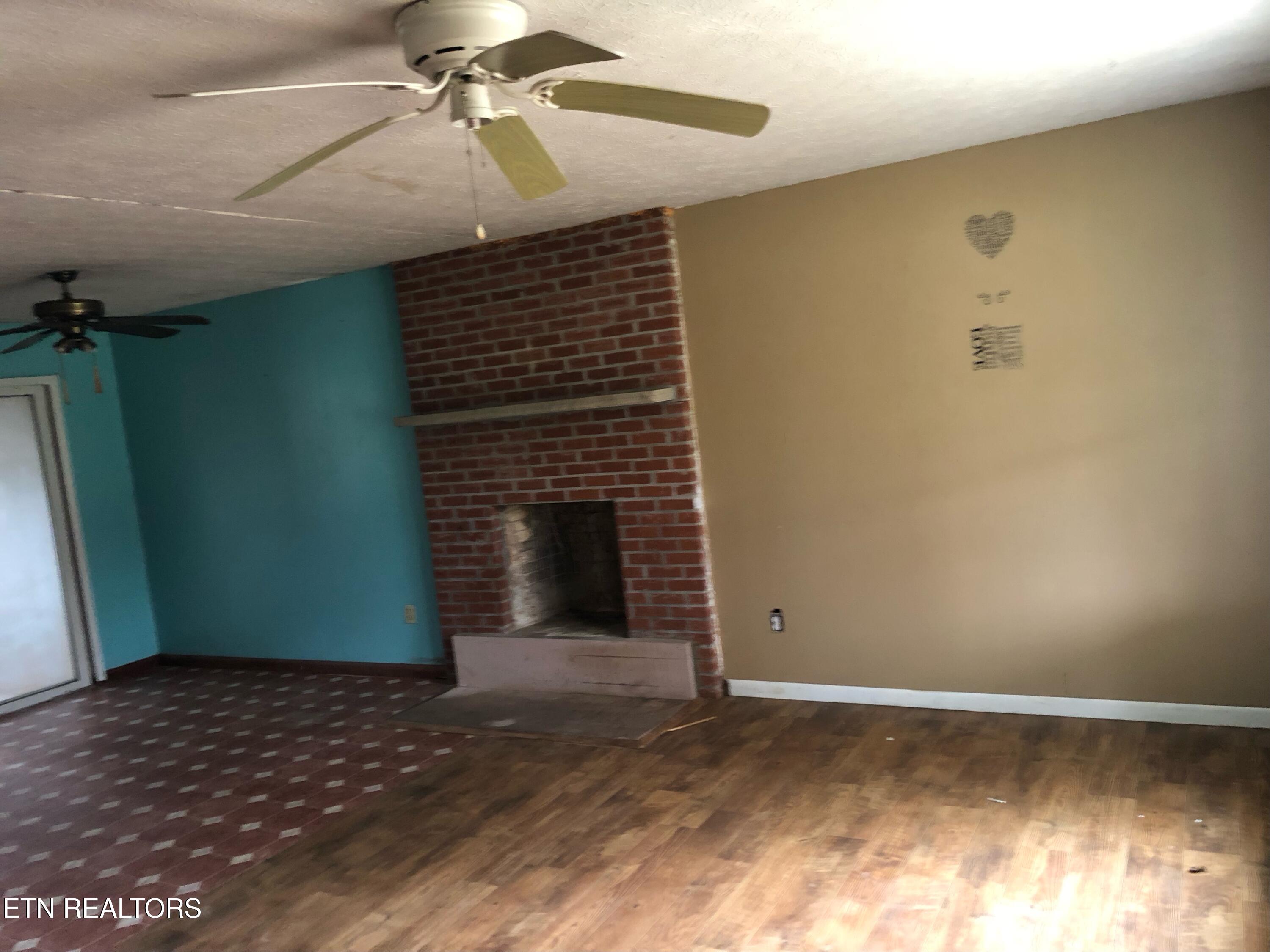 2710 Tabor Loop Property Photo 3