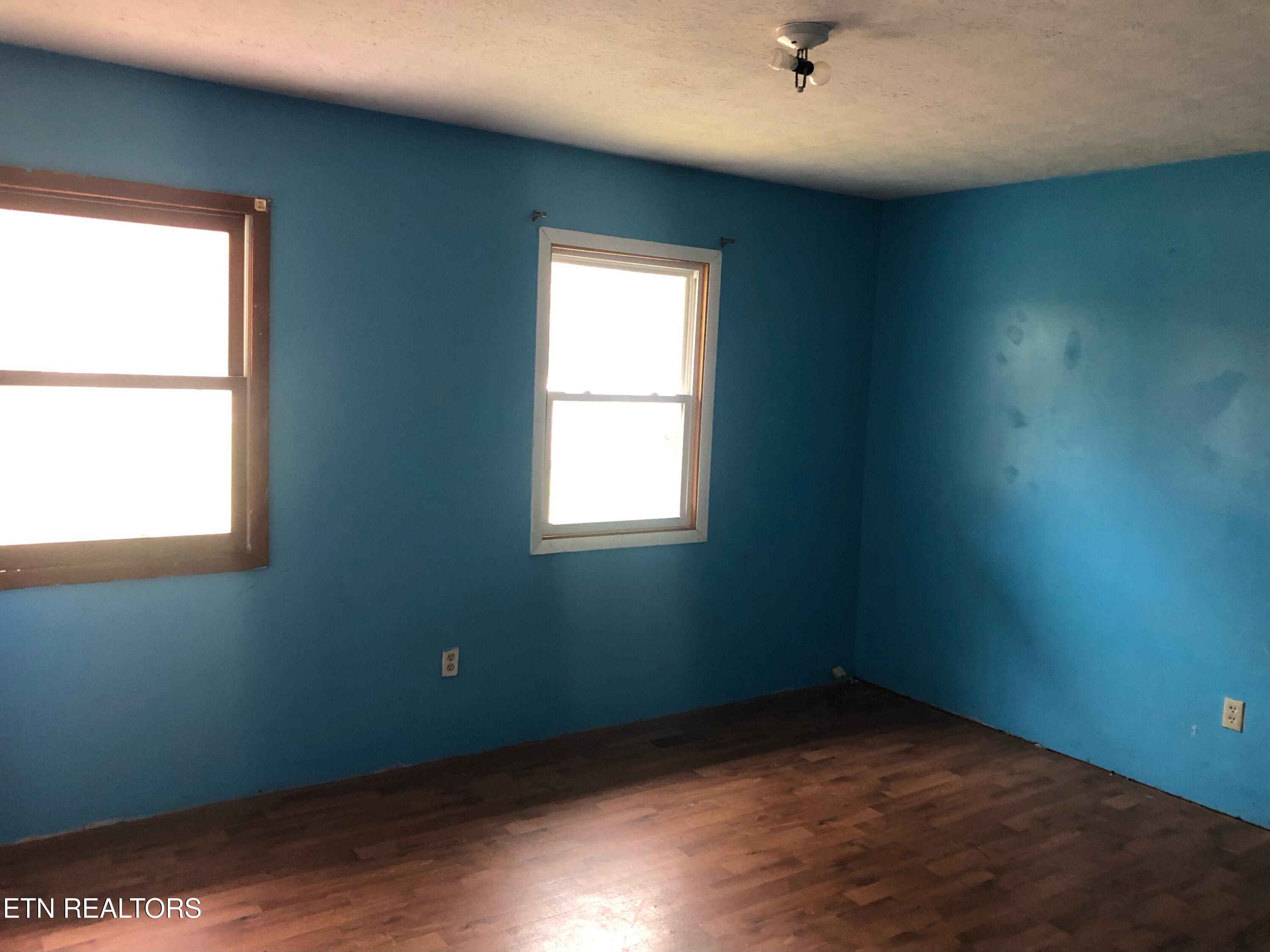 2710 Tabor Loop Property Photo 9