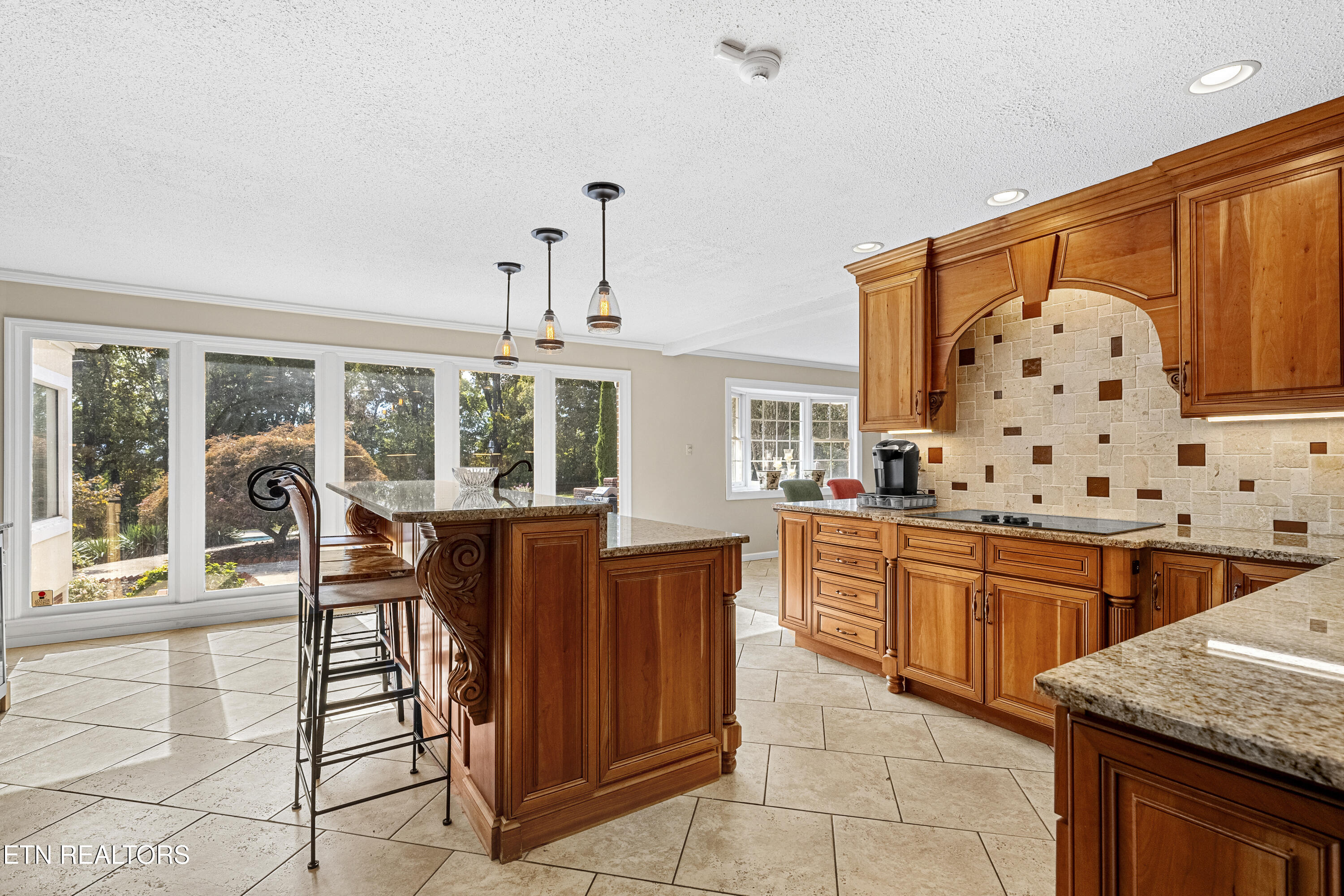 307 Triplett Lane Property Photo 16