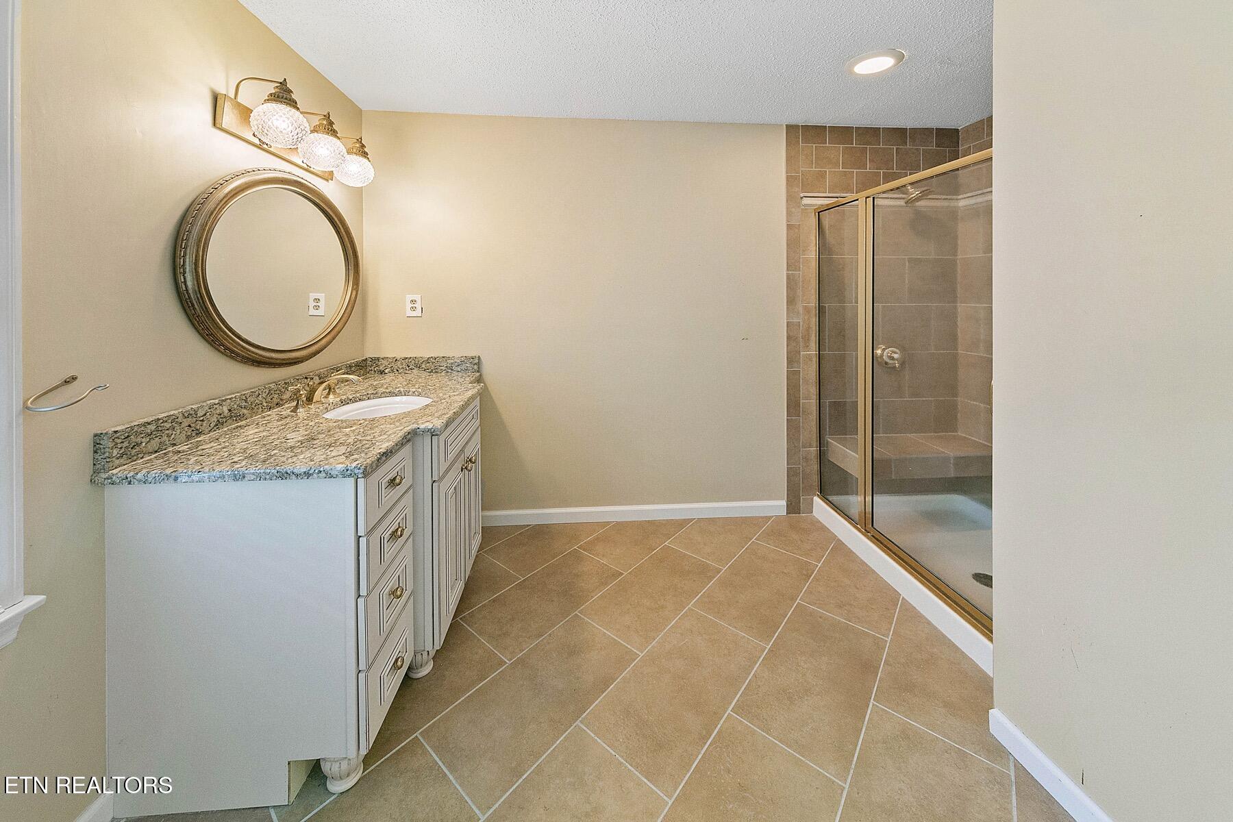 307 Triplett Lane Property Photo 26