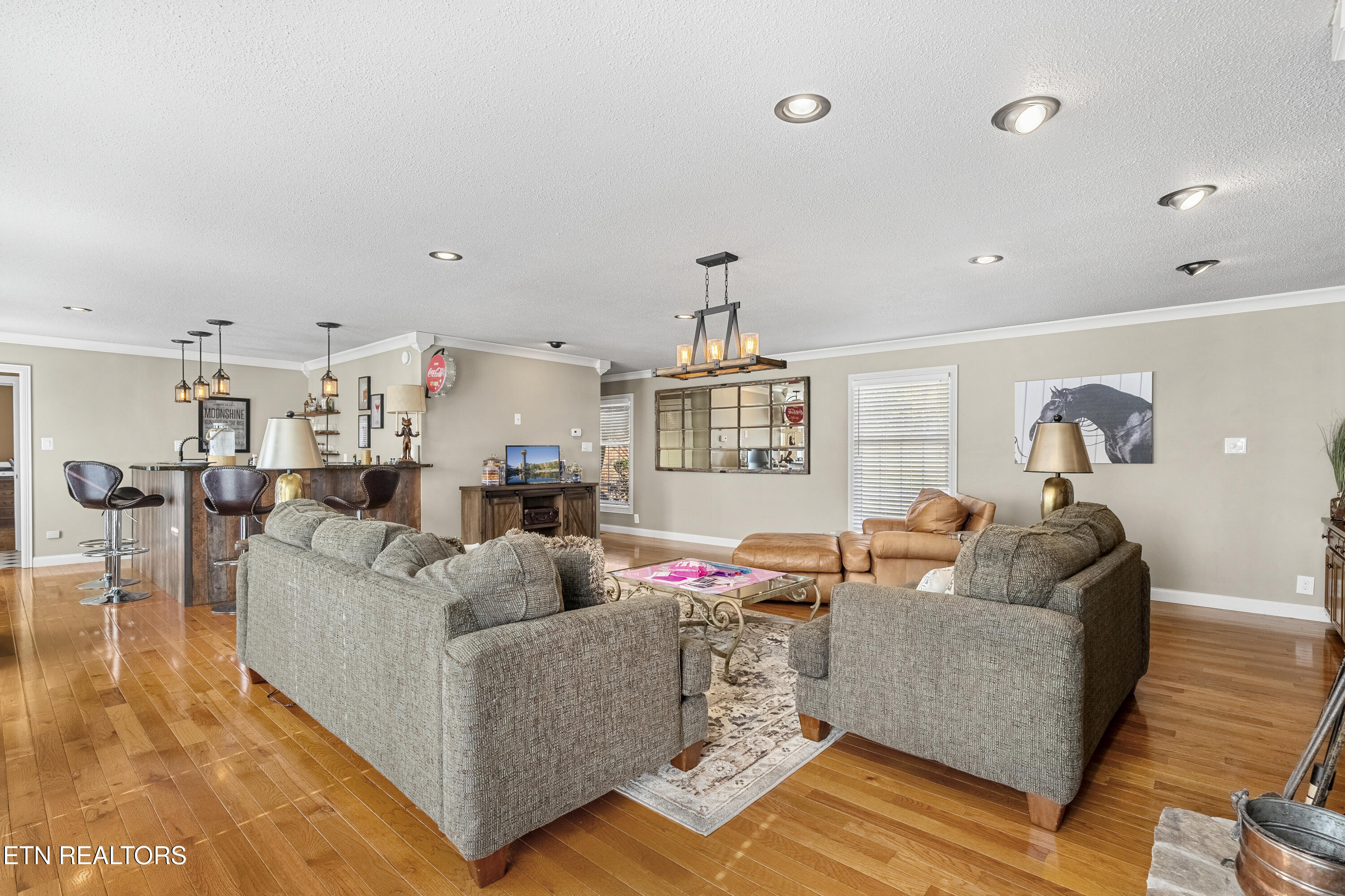 307 Triplett Lane Property Photo 34