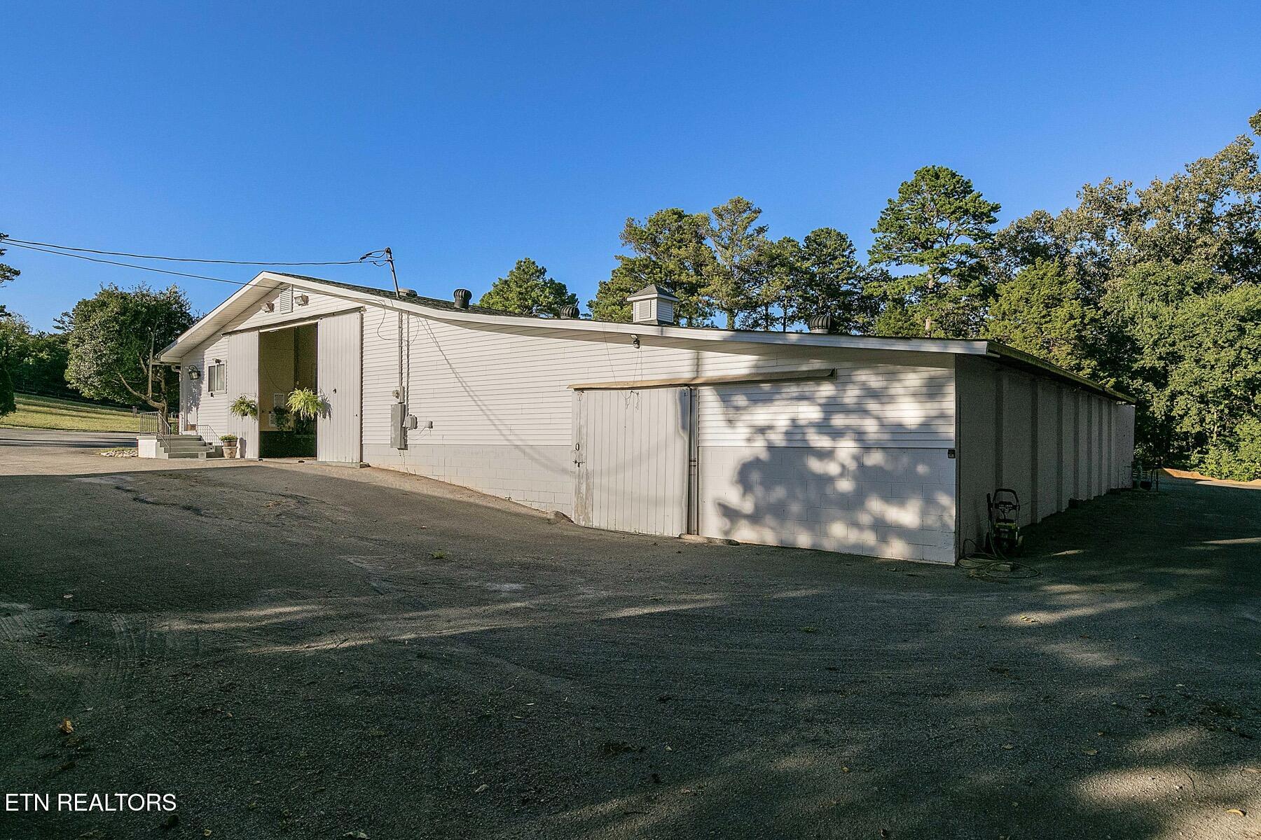 307 Triplett Lane Property Photo 47