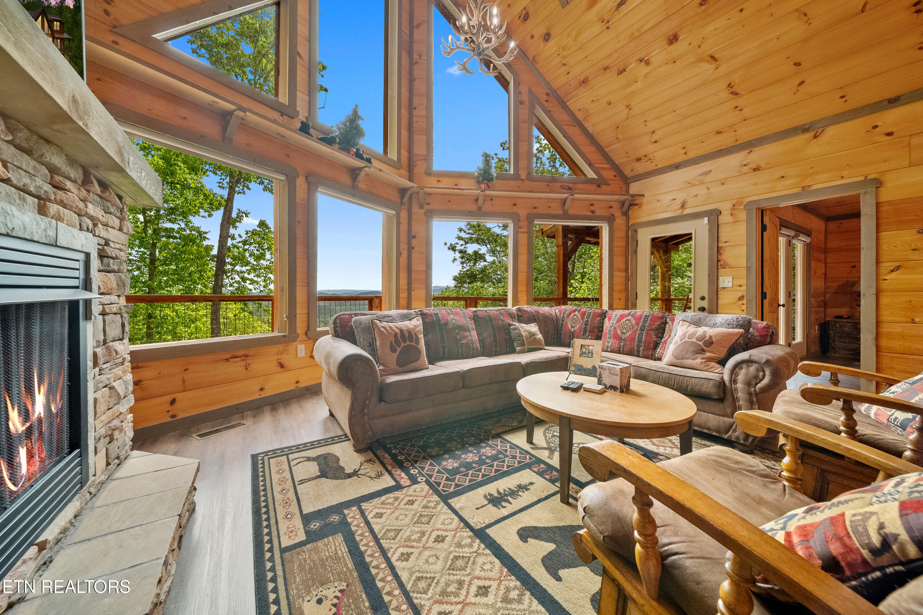 2631 Sawmill Branch Drive Property Photo 15