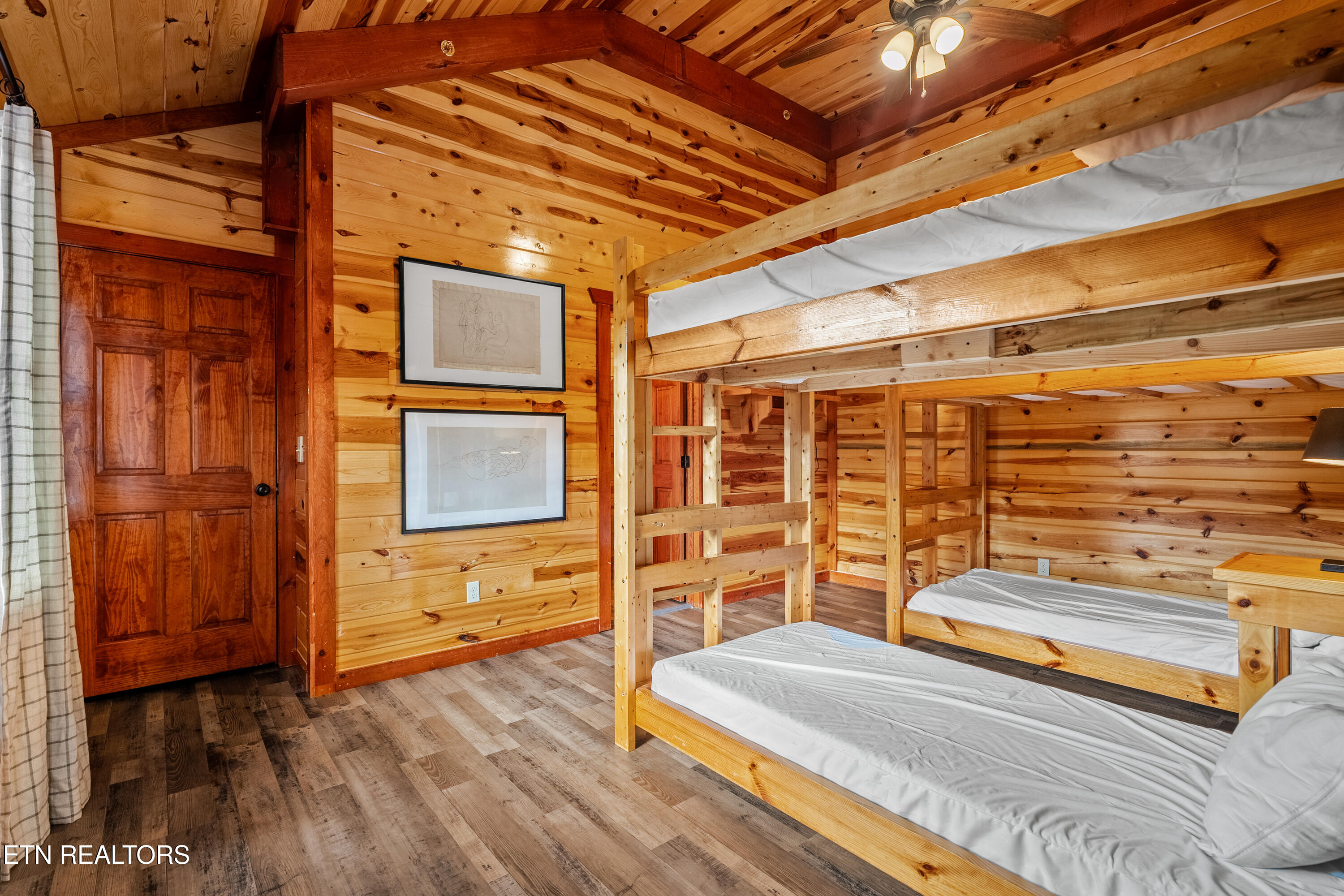 1530 Turkey Valley Lane Property Photo 24