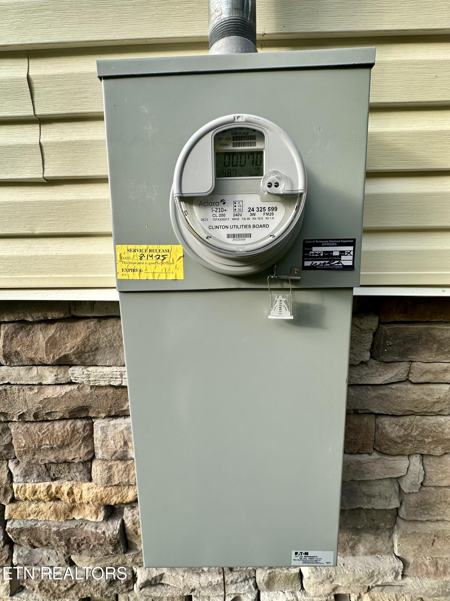 512 Spring St Property Photo 7