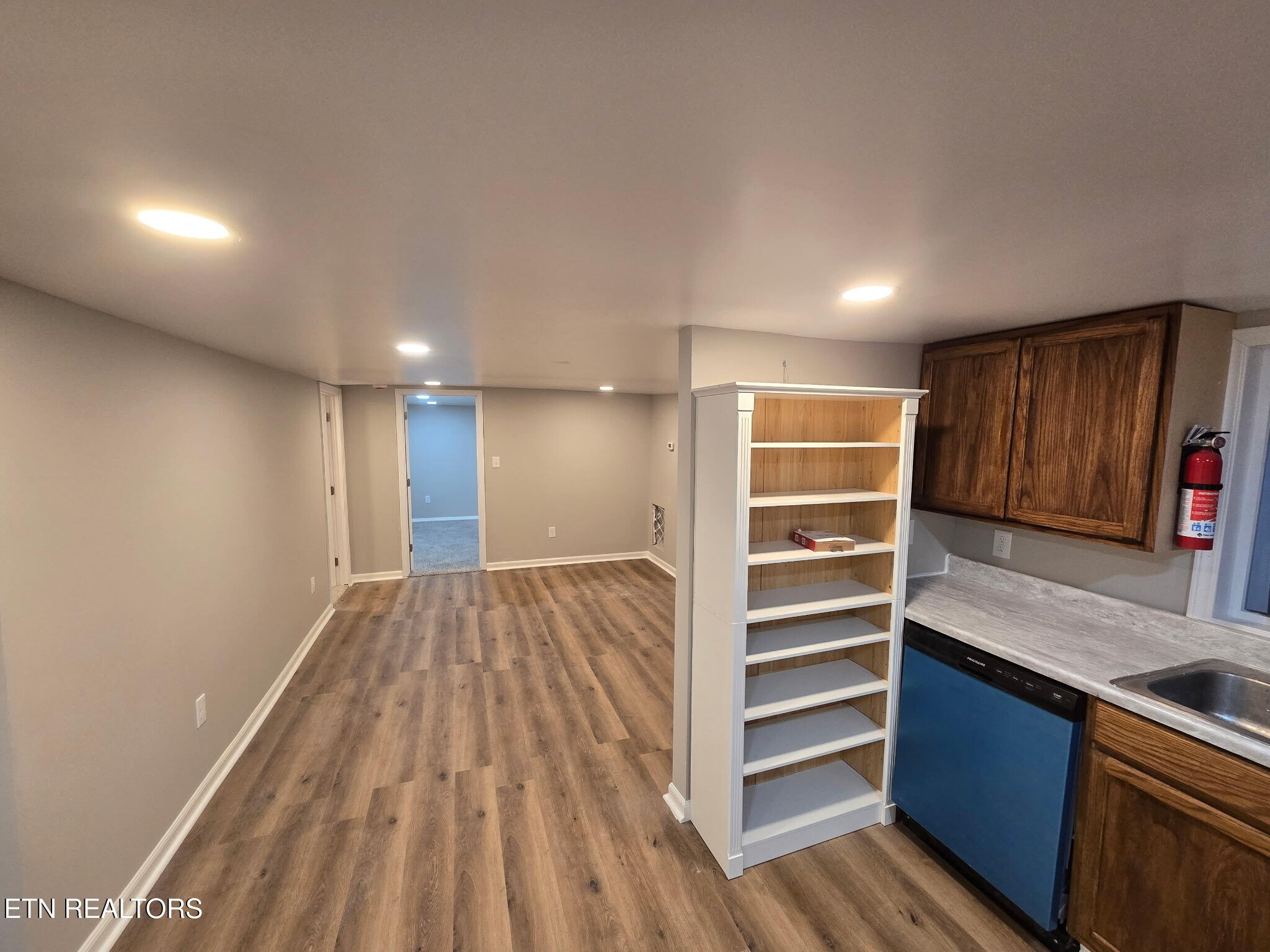 512 Spring St Property Photo 11