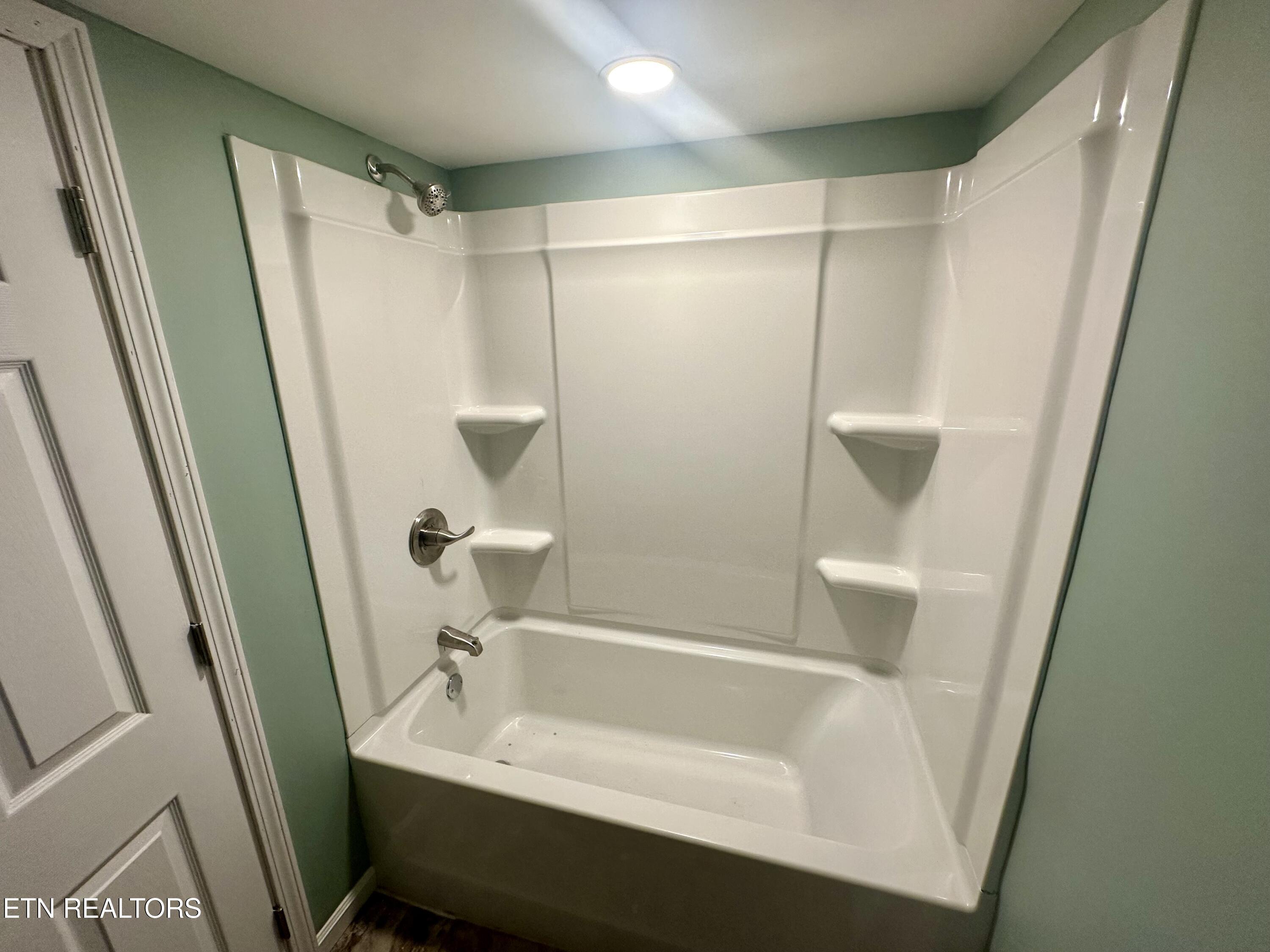 512 Spring St Property Photo 21