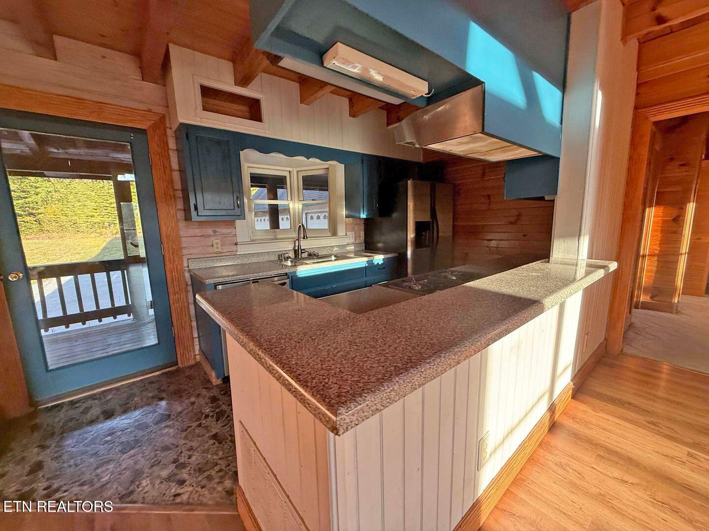 799 Glass House Rd Property Photo 18