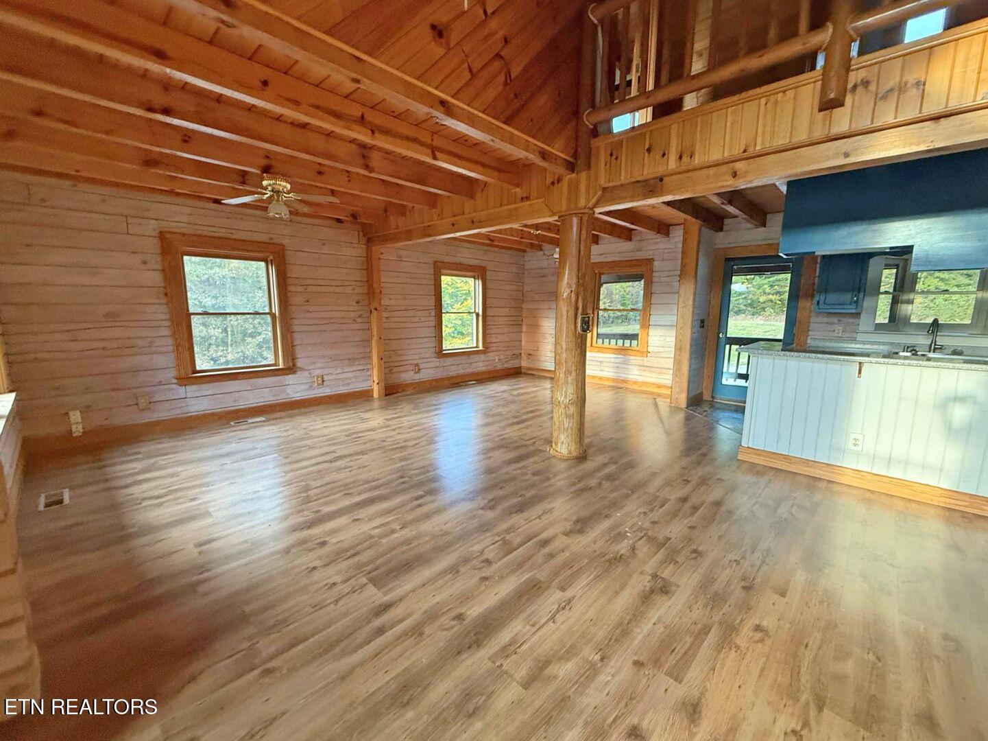 799 Glass House Rd Property Photo 20