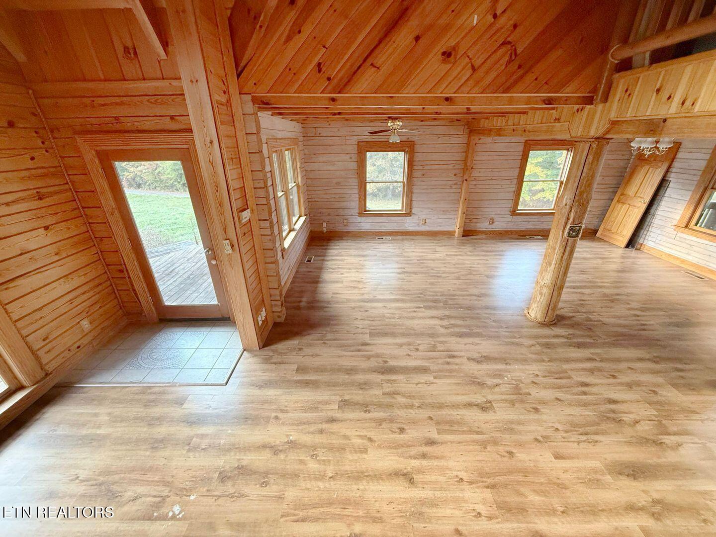 799 Glass House Rd Property Photo 21