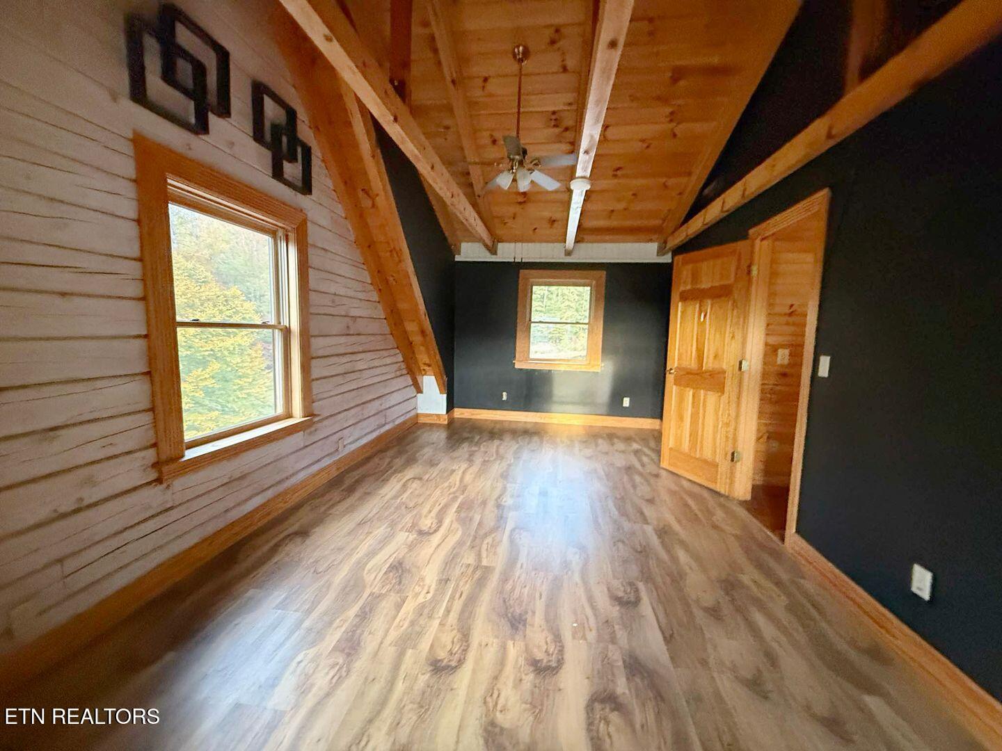 799 Glass House Rd Property Photo 32