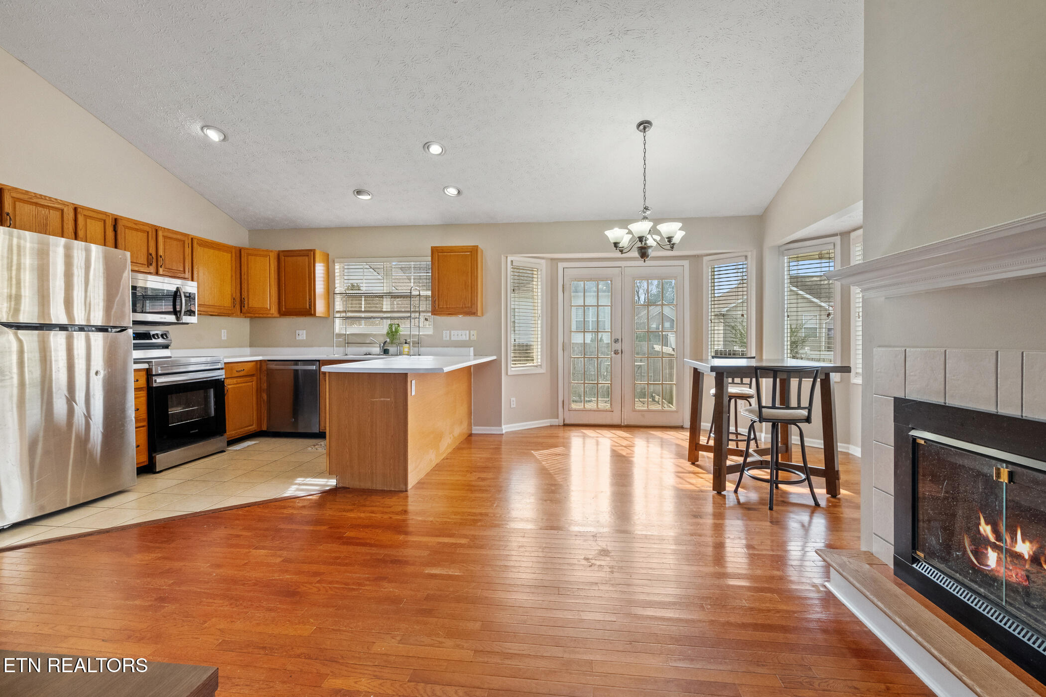 541 Pebble Creek Rd Property Photo 4